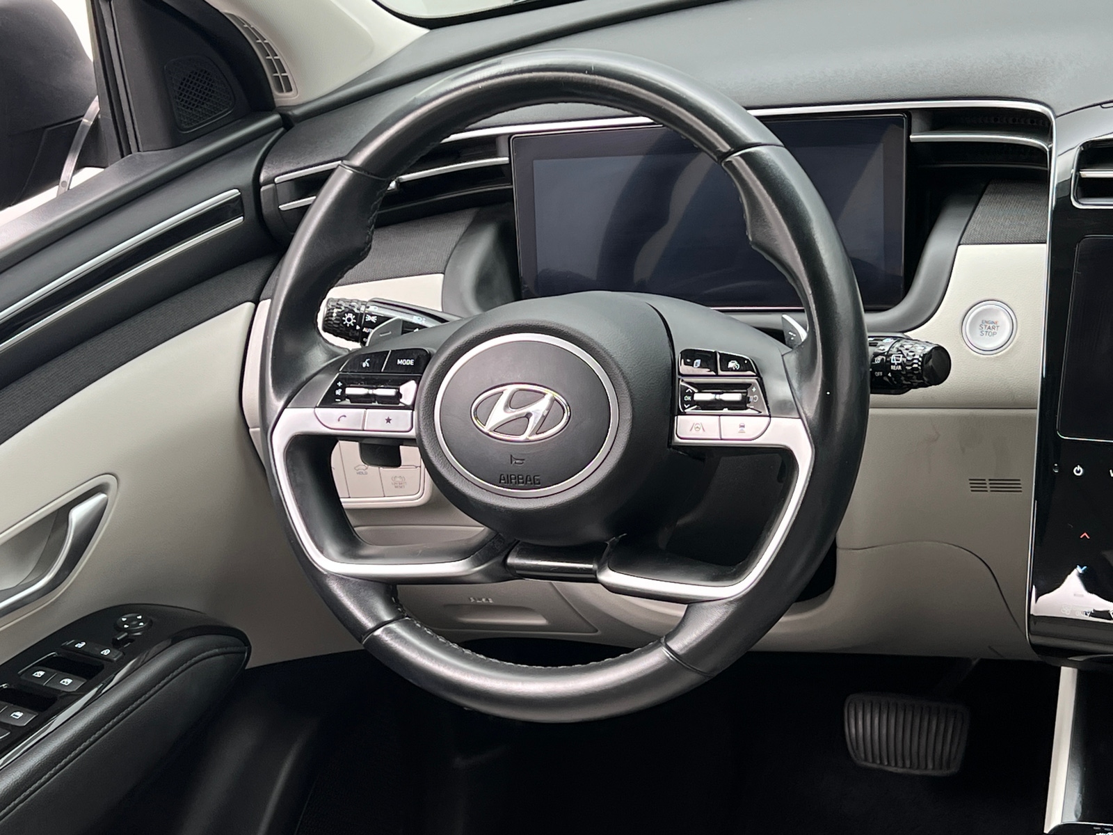 Thumbnail: 2023 Hyundai Tucson - 4