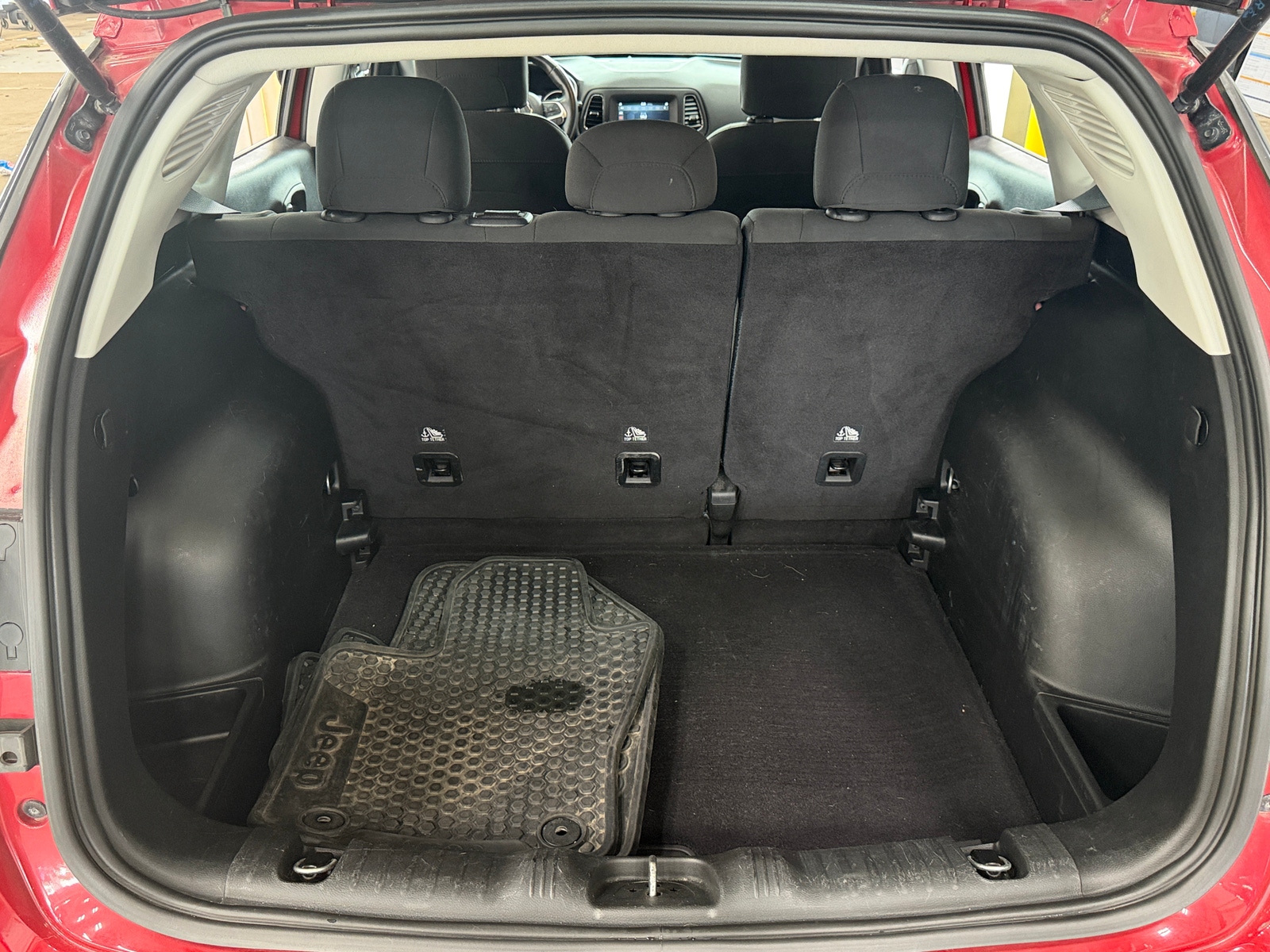 Thumbnail: 2019 Jeep Compass - 7
