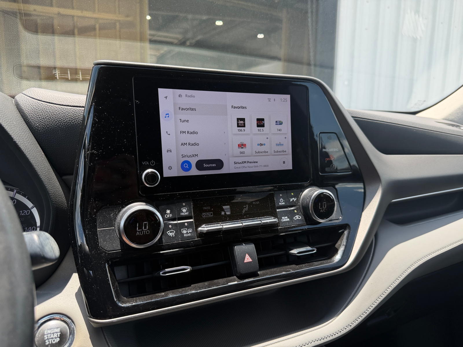 Thumbnail: 2023 Toyota Highlander - 4