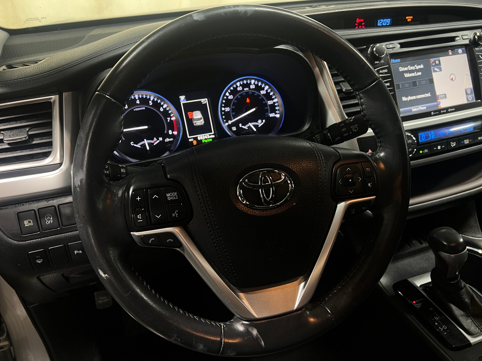 Thumbnail: 2018 Toyota Highlander - 4