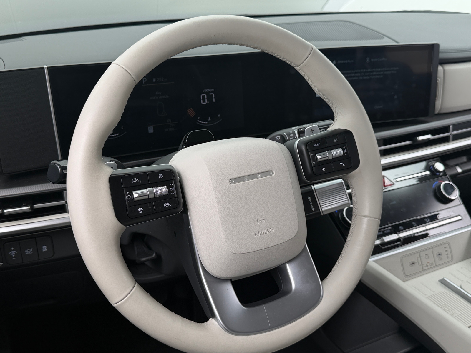 Thumbnail: 2026 Hyundai Santa Fe - 4