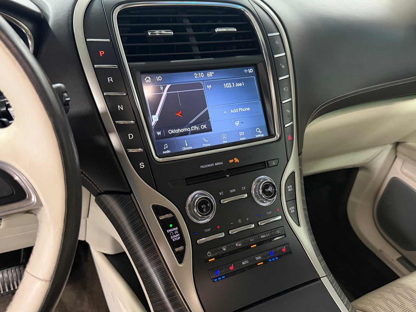 Thumbnail: 2020 Lincoln Nautilus - 3