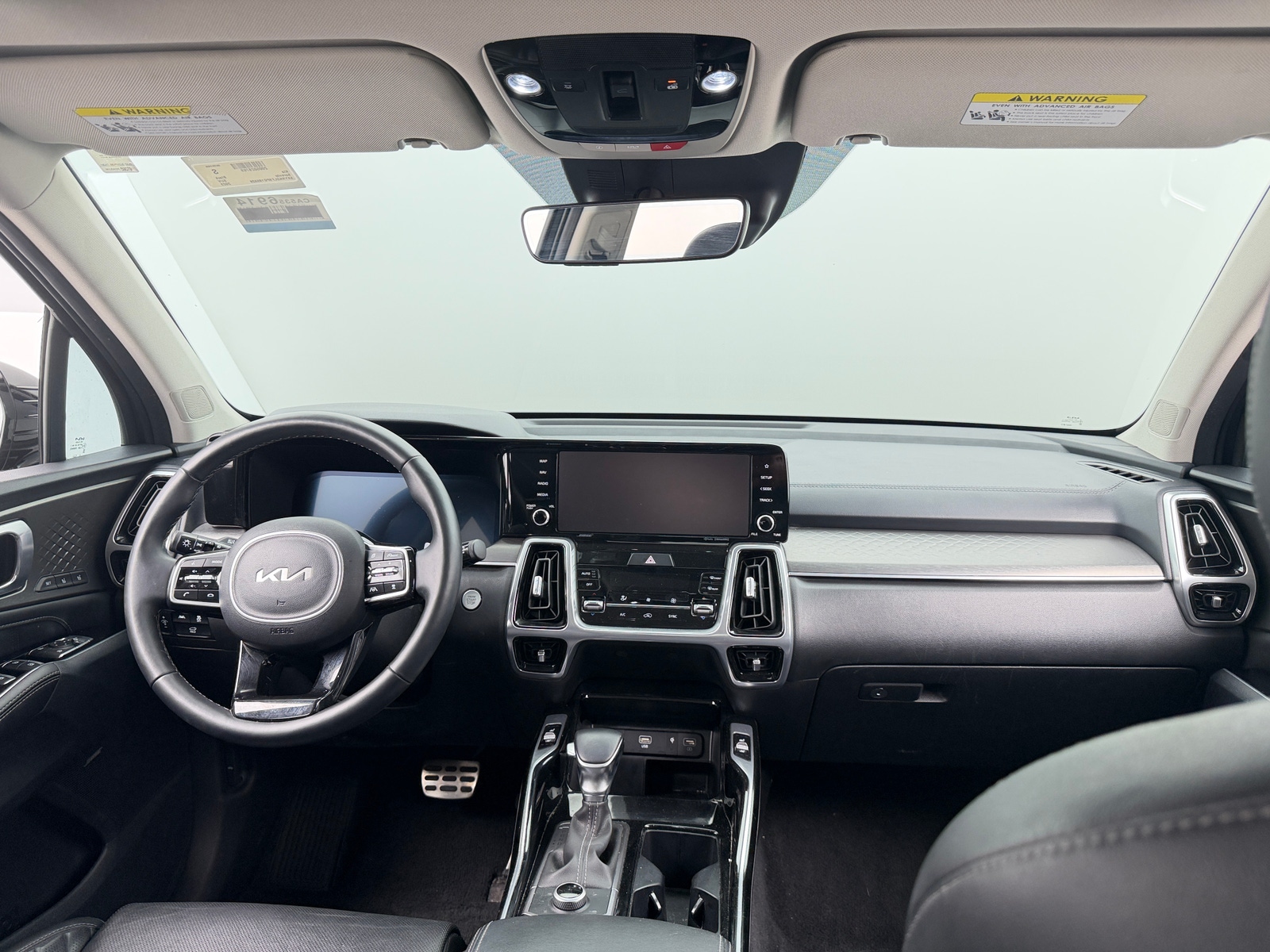 Thumbnail: 2023 Kia Sorento - 2