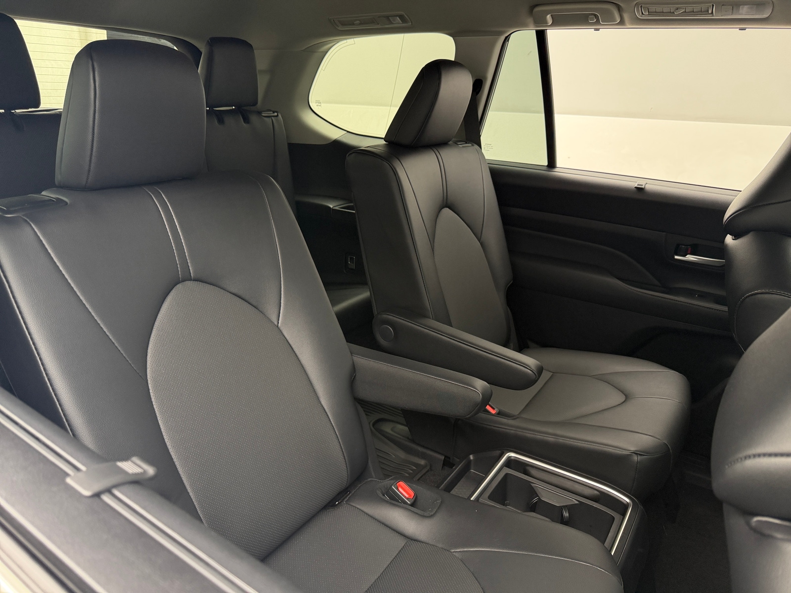 Thumbnail: 2026 Toyota Grand Highlander - 5
