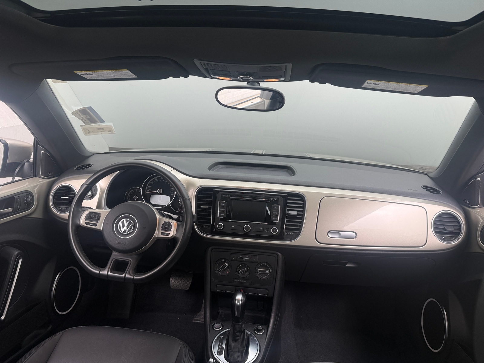 Thumbnail: 2013 Volkswagen Beetle - 2