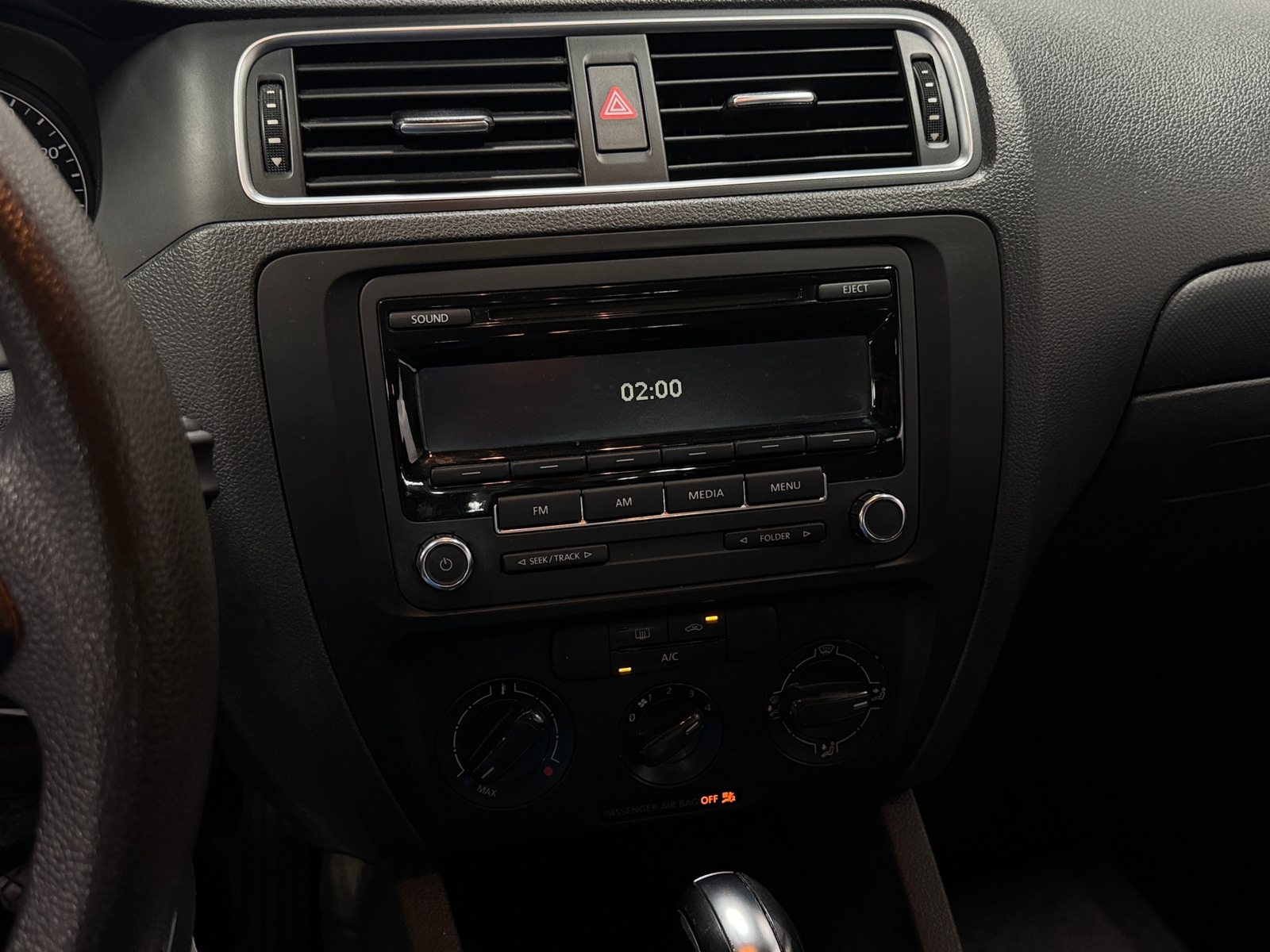 Thumbnail: 2014 Volkswagen Jetta - 4
