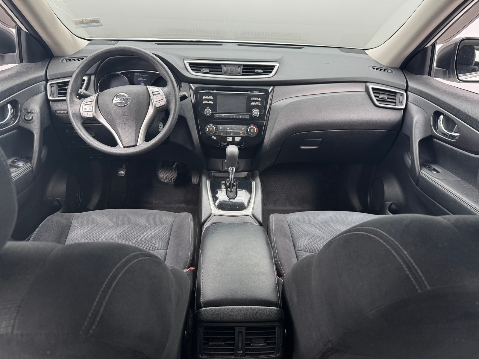 Thumbnail: 2016 Nissan Rogue - 3