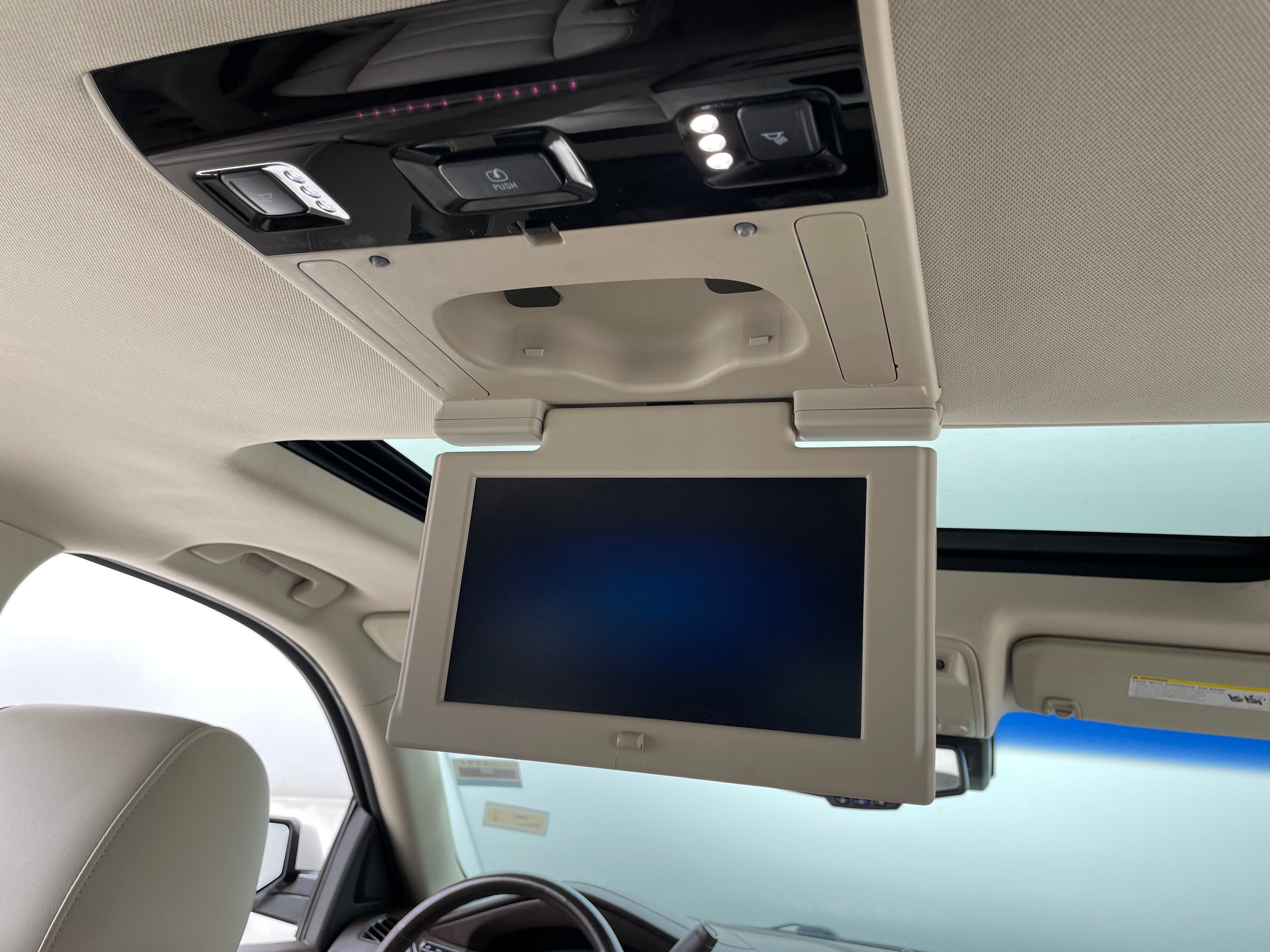 2015 Cadillac Escalade ESV Luxury - Photo 8