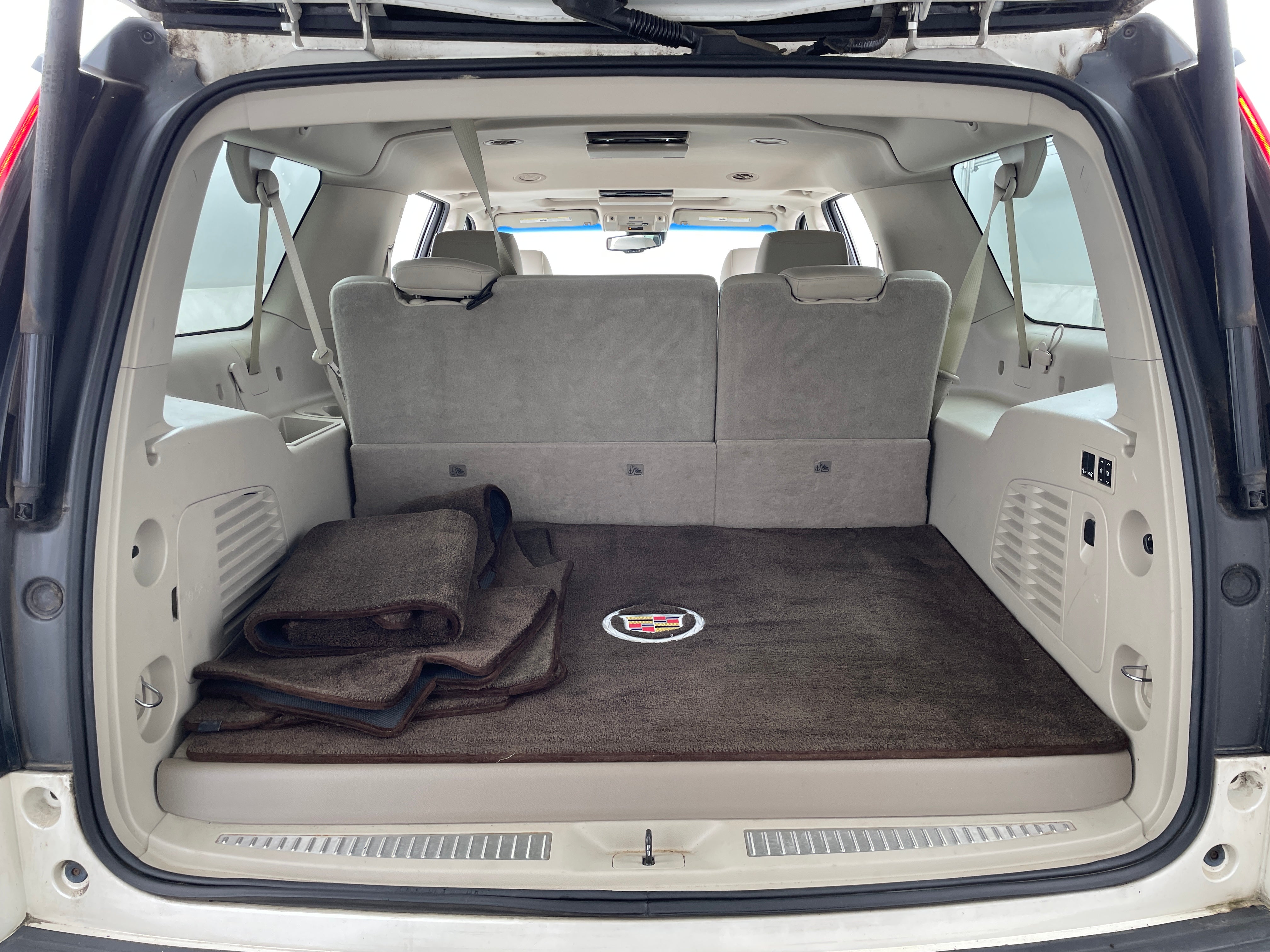 2015 Cadillac Escalade ESV Luxury - Photo 13