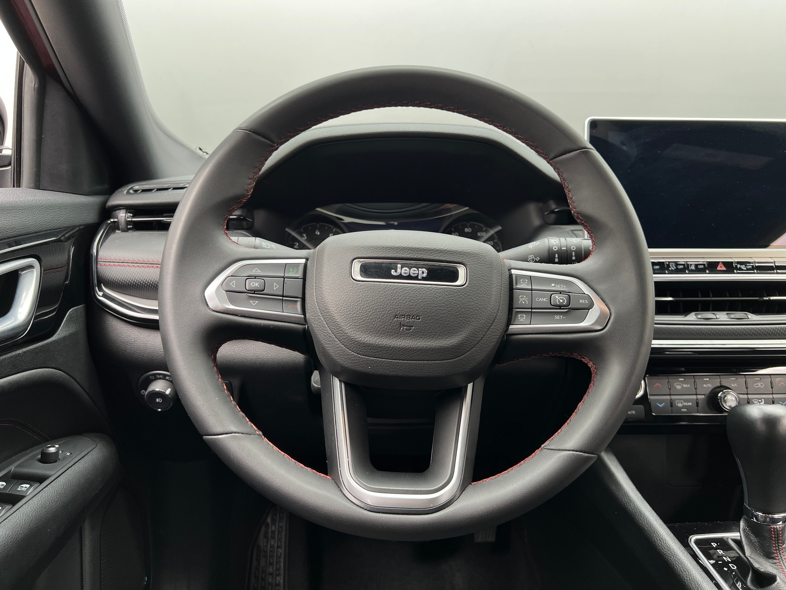 Thumbnail: 2025 Jeep Compass - 4