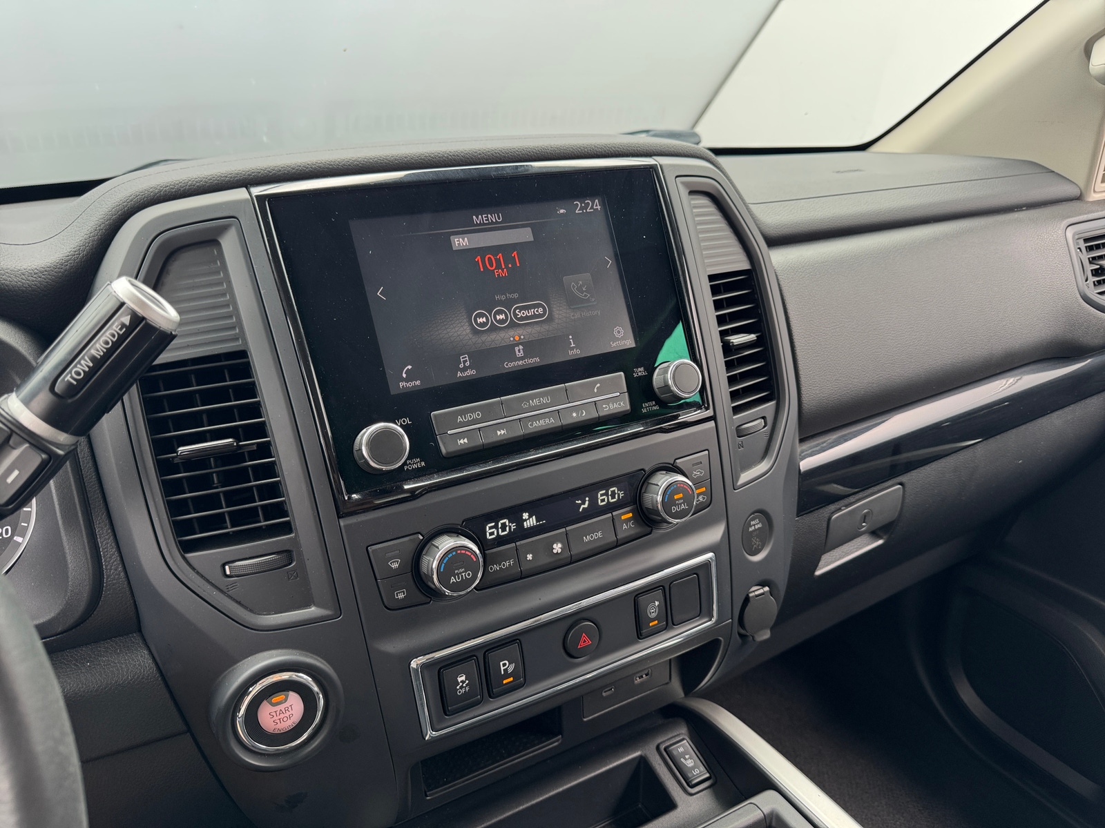 Thumbnail: 2024 Nissan Titan - 4