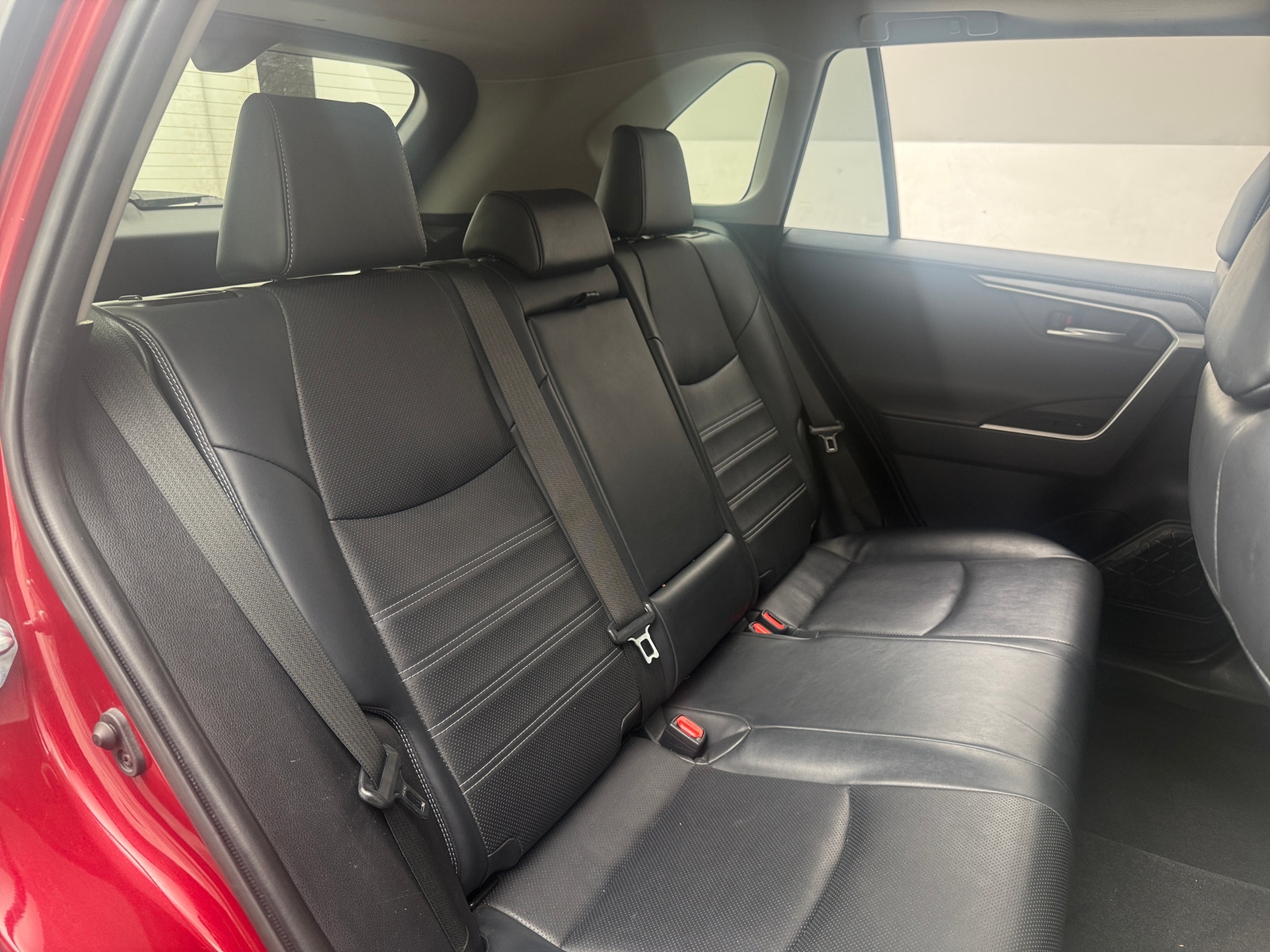 Thumbnail: 2019 Toyota RAV4 - 6