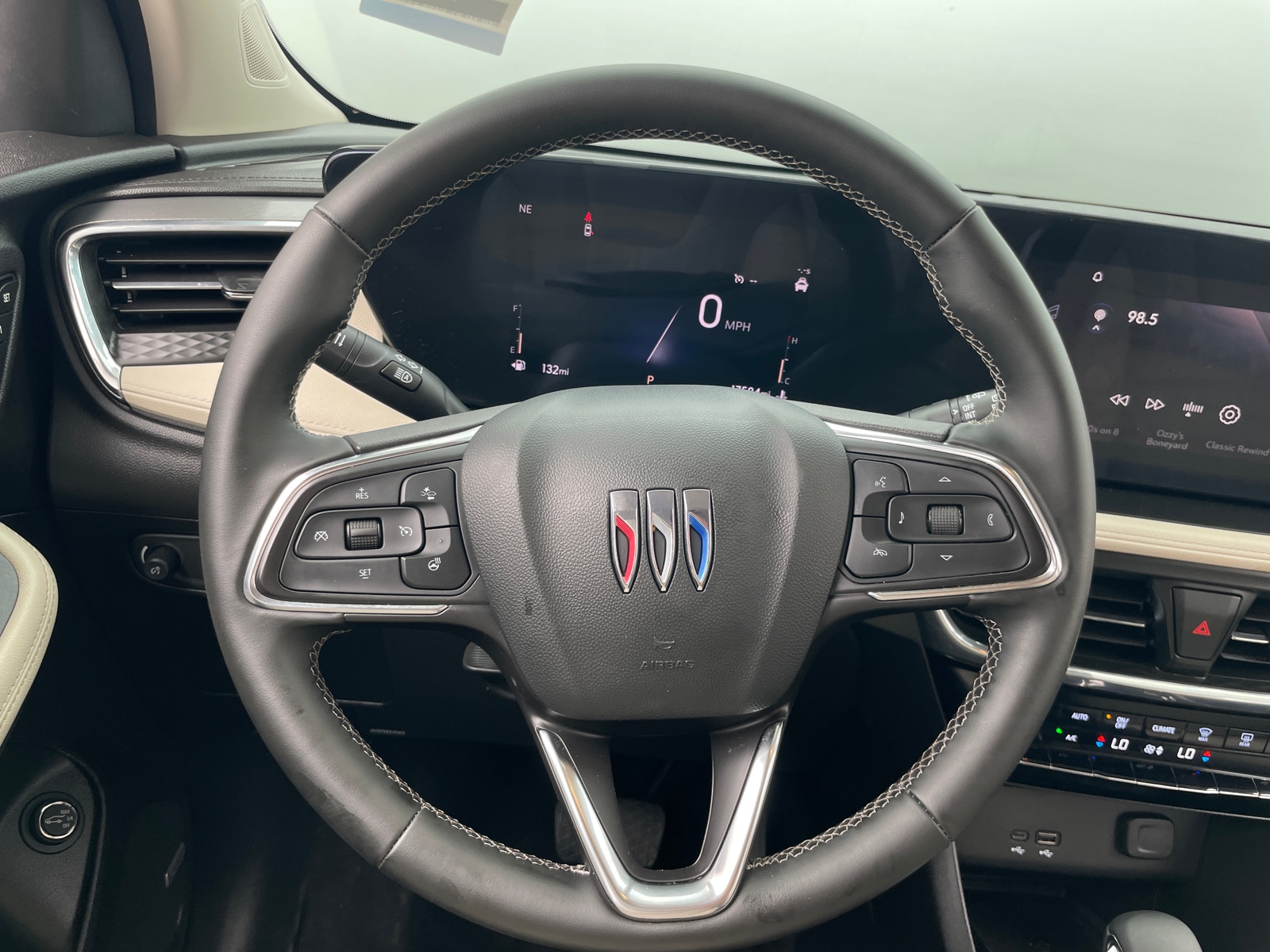 Thumbnail: 2025 Buick Encore GX - 4