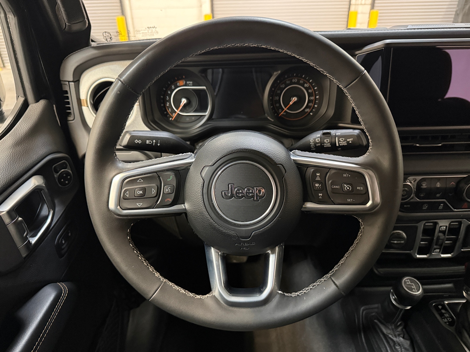 Thumbnail: 2025 Jeep Wrangler - 5