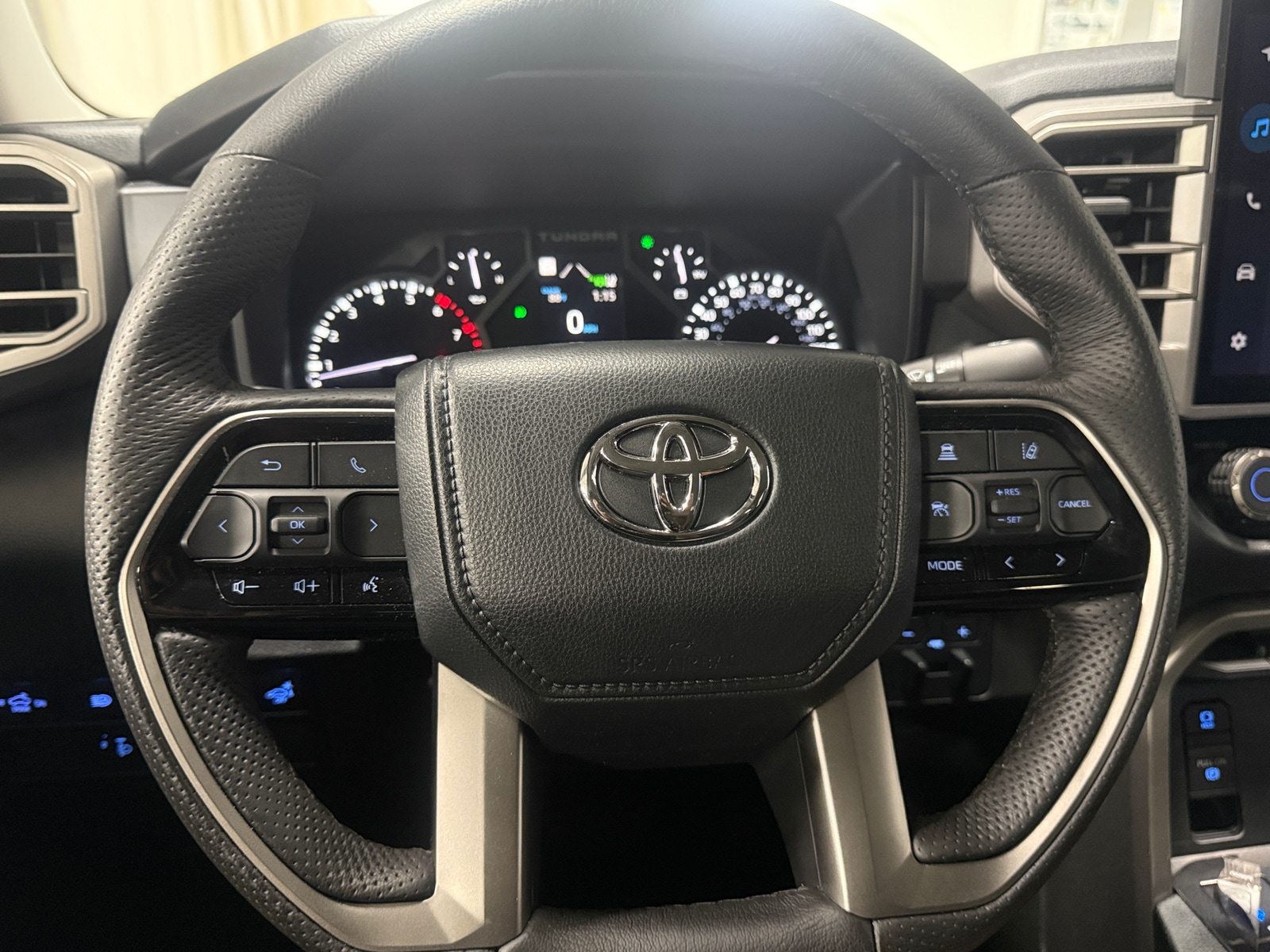 Thumbnail: 2023 Toyota Tundra - 5