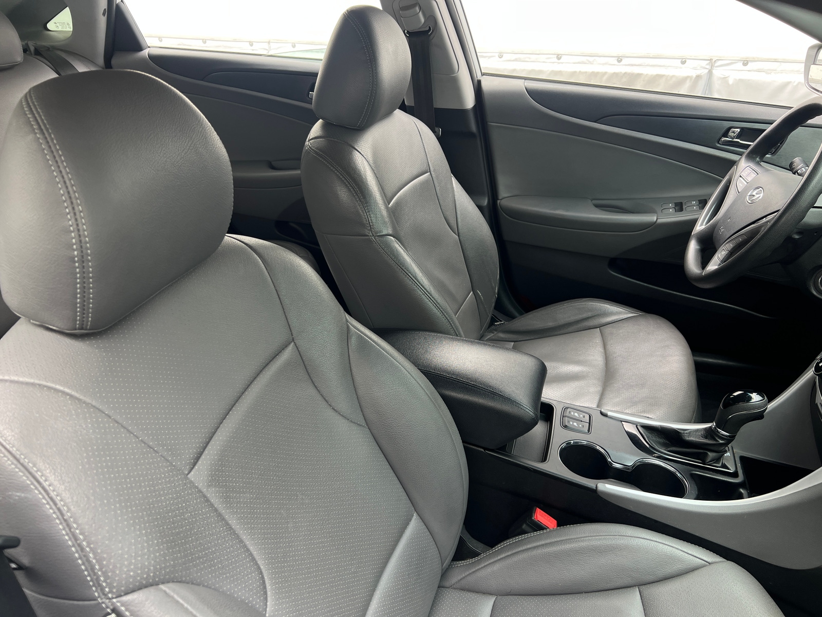 Thumbnail: 2014 Hyundai Sonata - 2