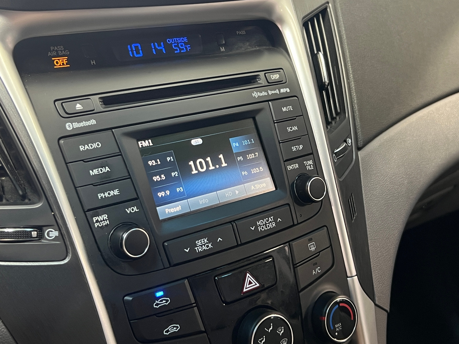 Thumbnail: 2014 Hyundai Sonata - 4