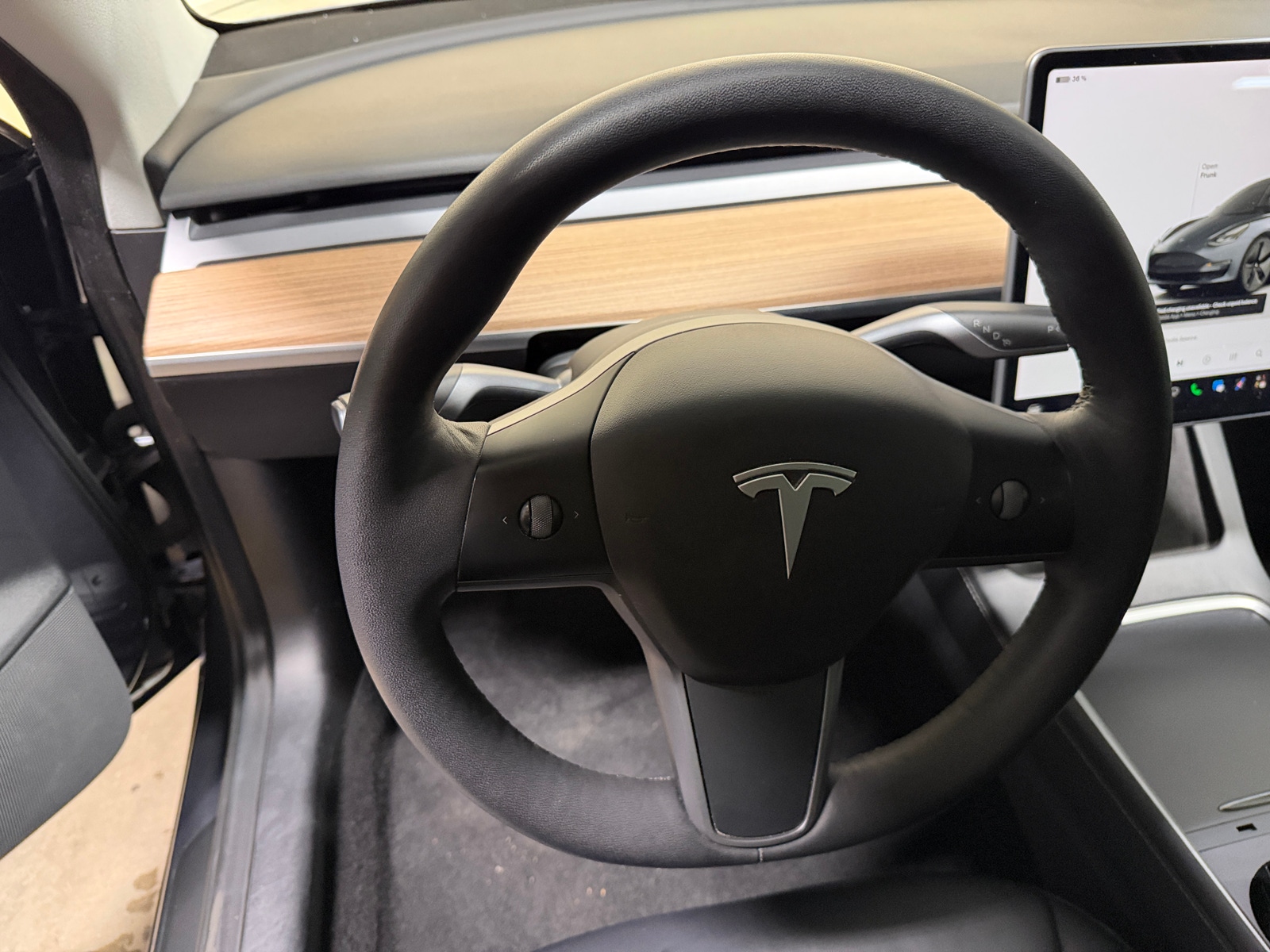 Thumbnail: 2022 Tesla Model 3 - 4