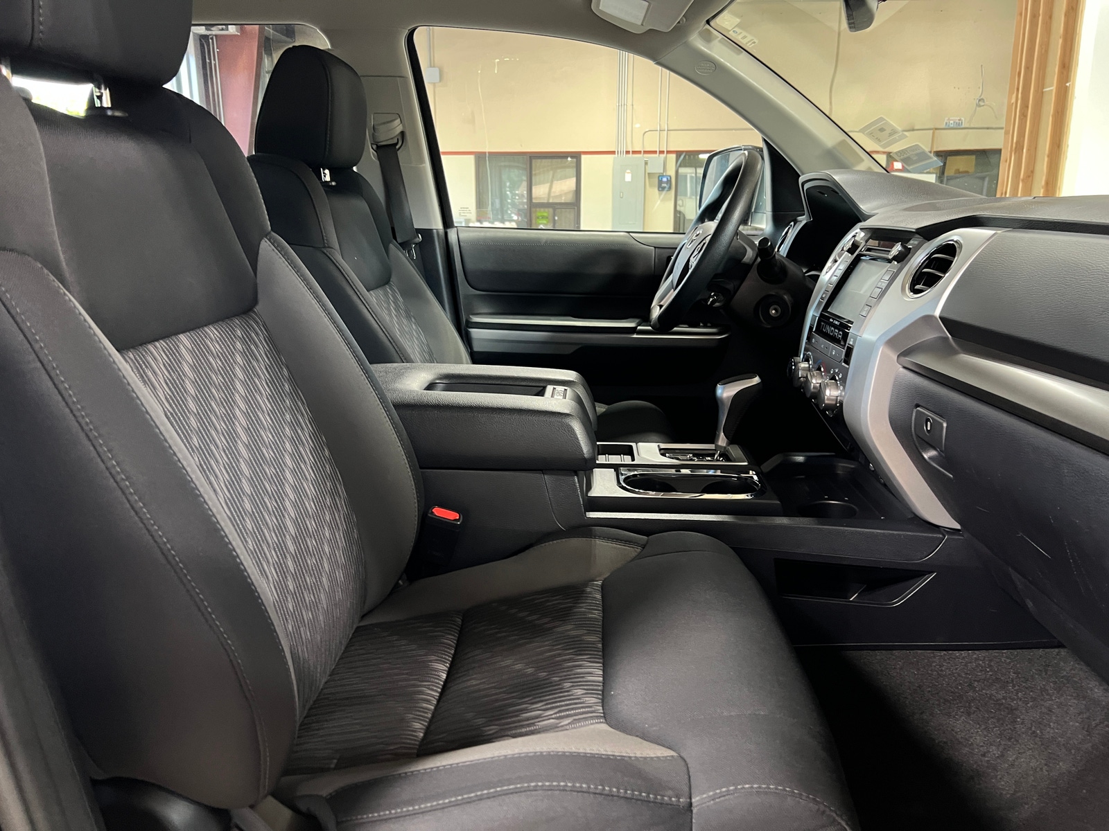Thumbnail: 2019 Toyota Tundra - 2