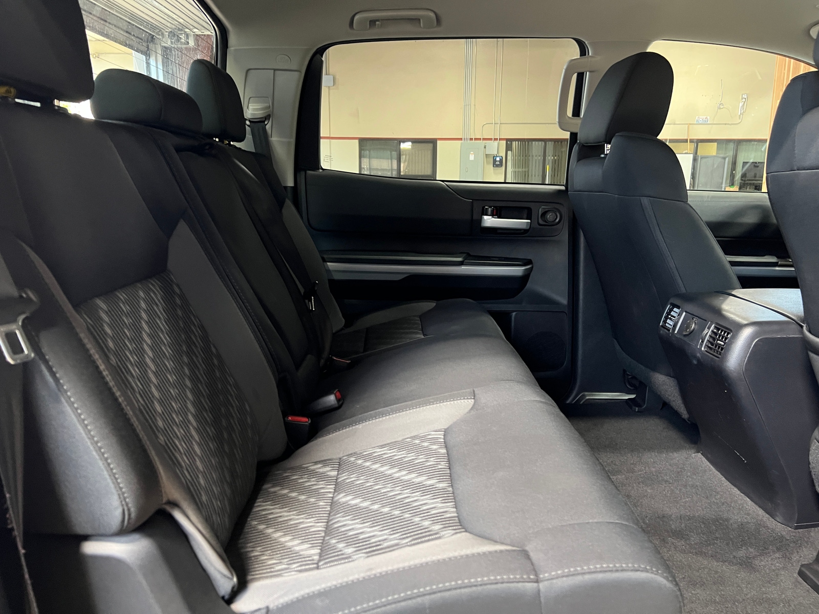 Thumbnail: 2019 Toyota Tundra - 6