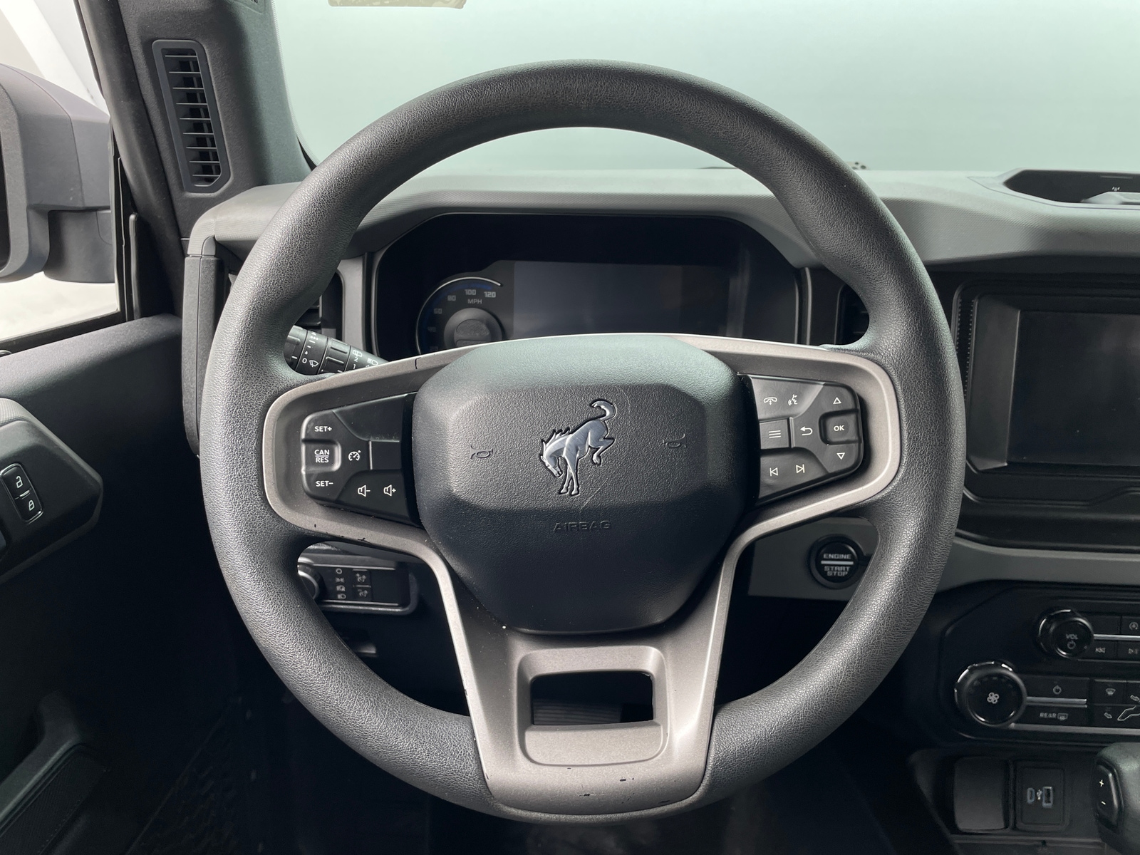 Thumbnail: 2022 Ford Bronco - 5