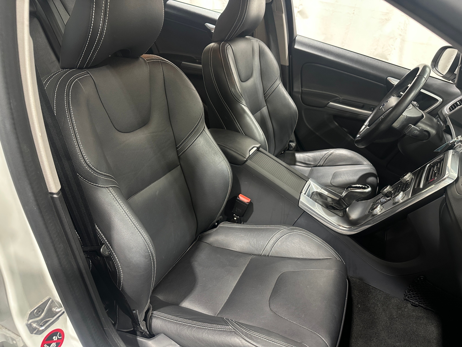 Thumbnail: 2017 Volvo S60 - 2