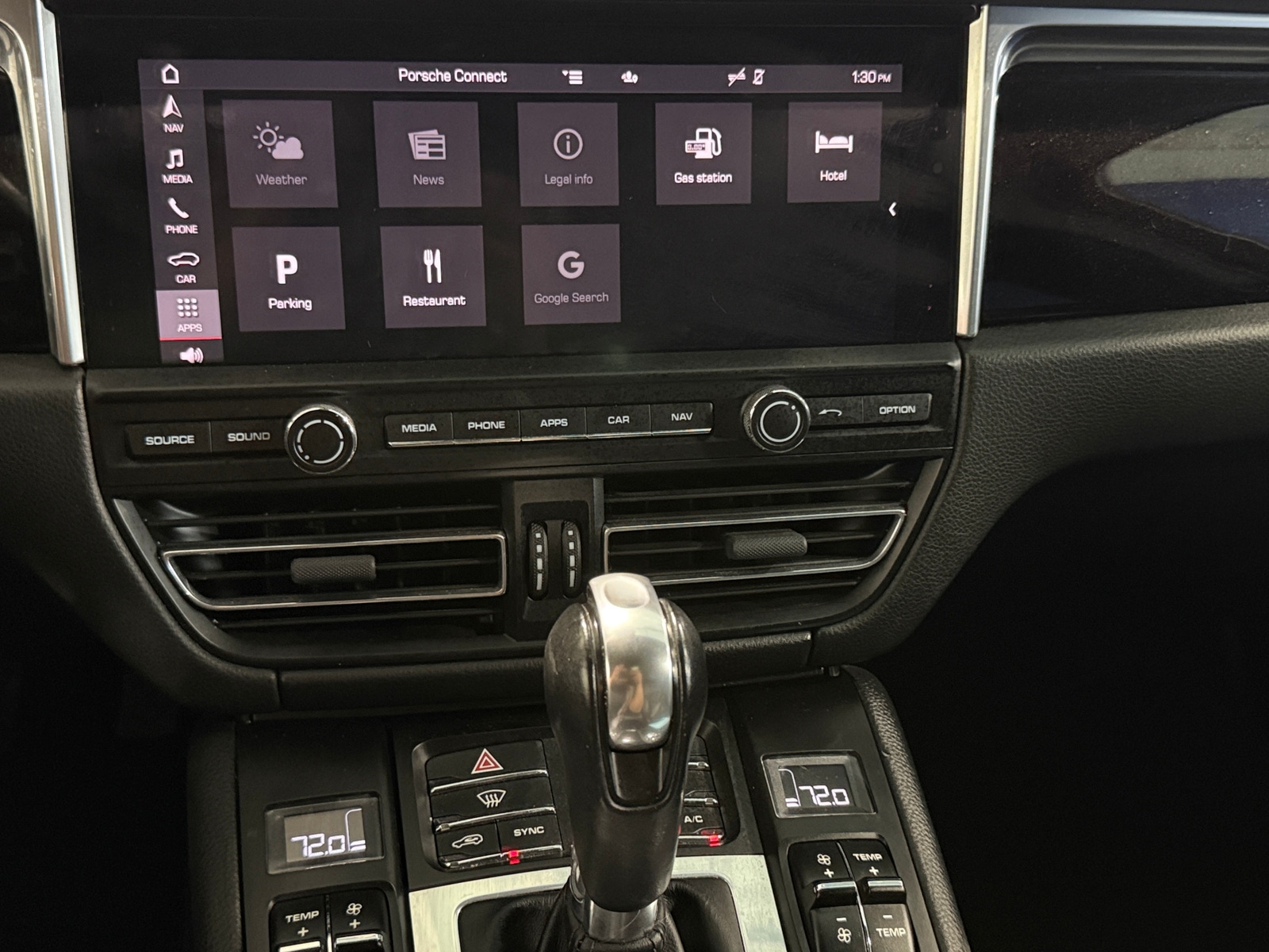 Thumbnail: 2020 Porsche Macan - 3