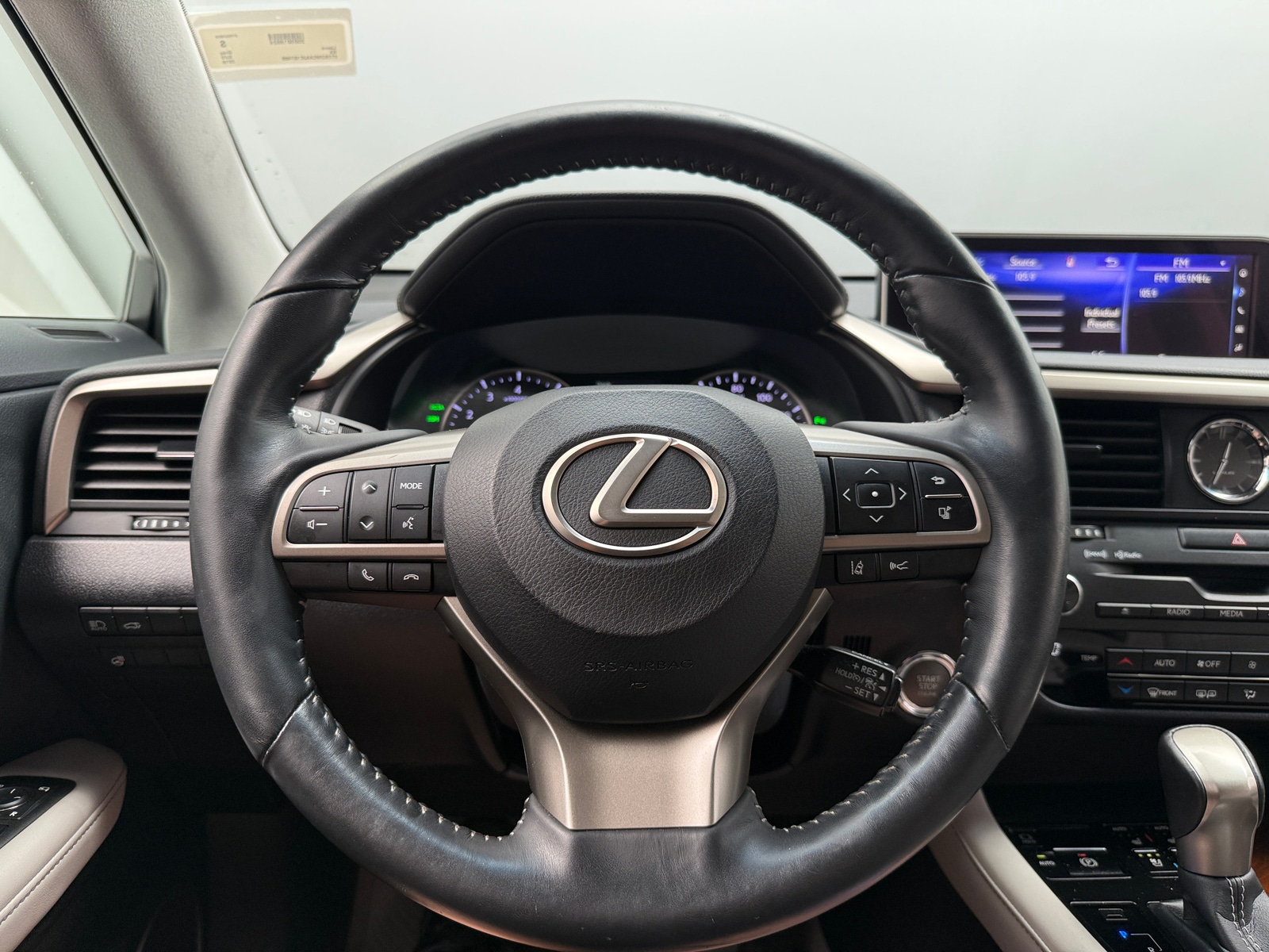 Thumbnail: 2018 Lexus RX - 4