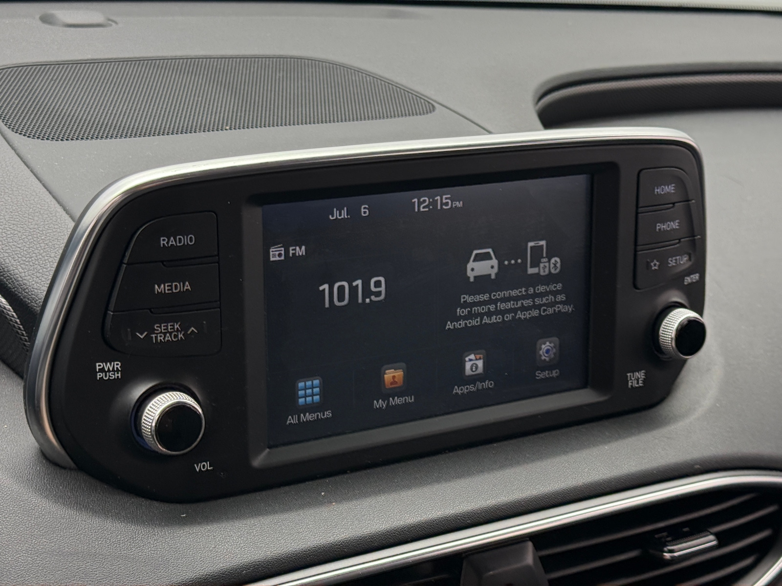 Thumbnail: 2019 Hyundai Santa Fe - 4