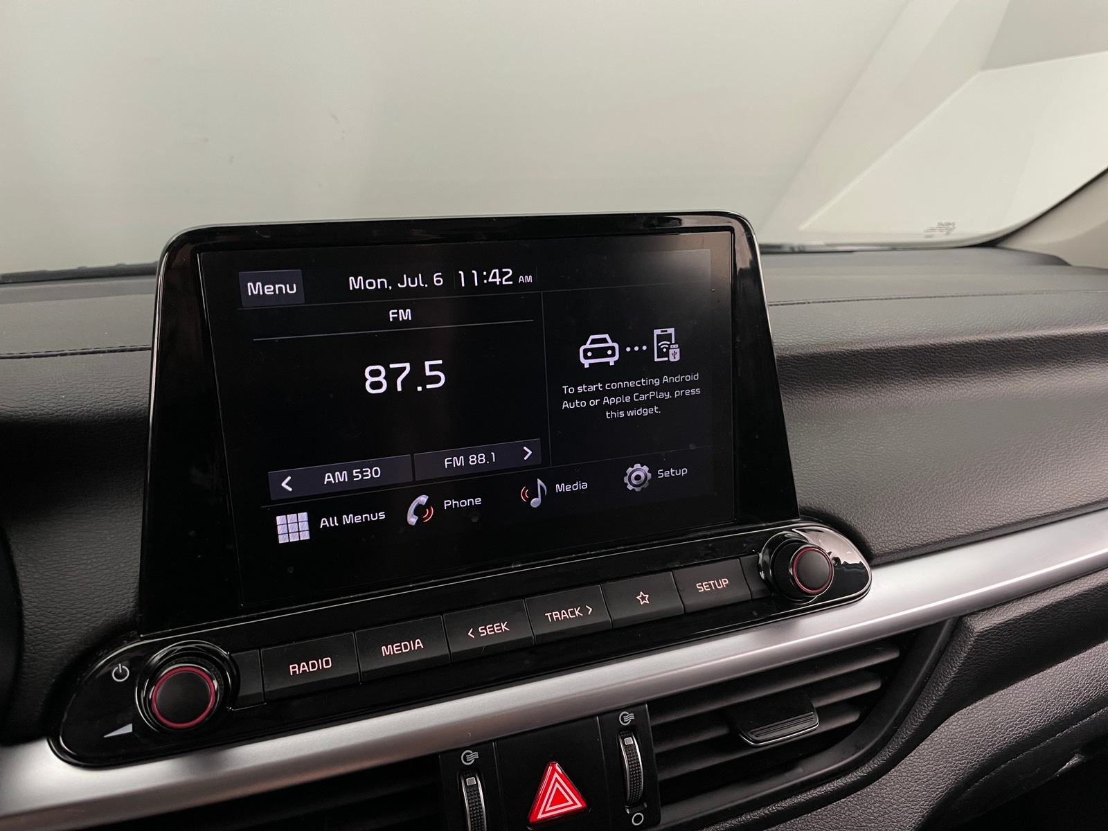 Thumbnail: 2024 Kia Forte - 4