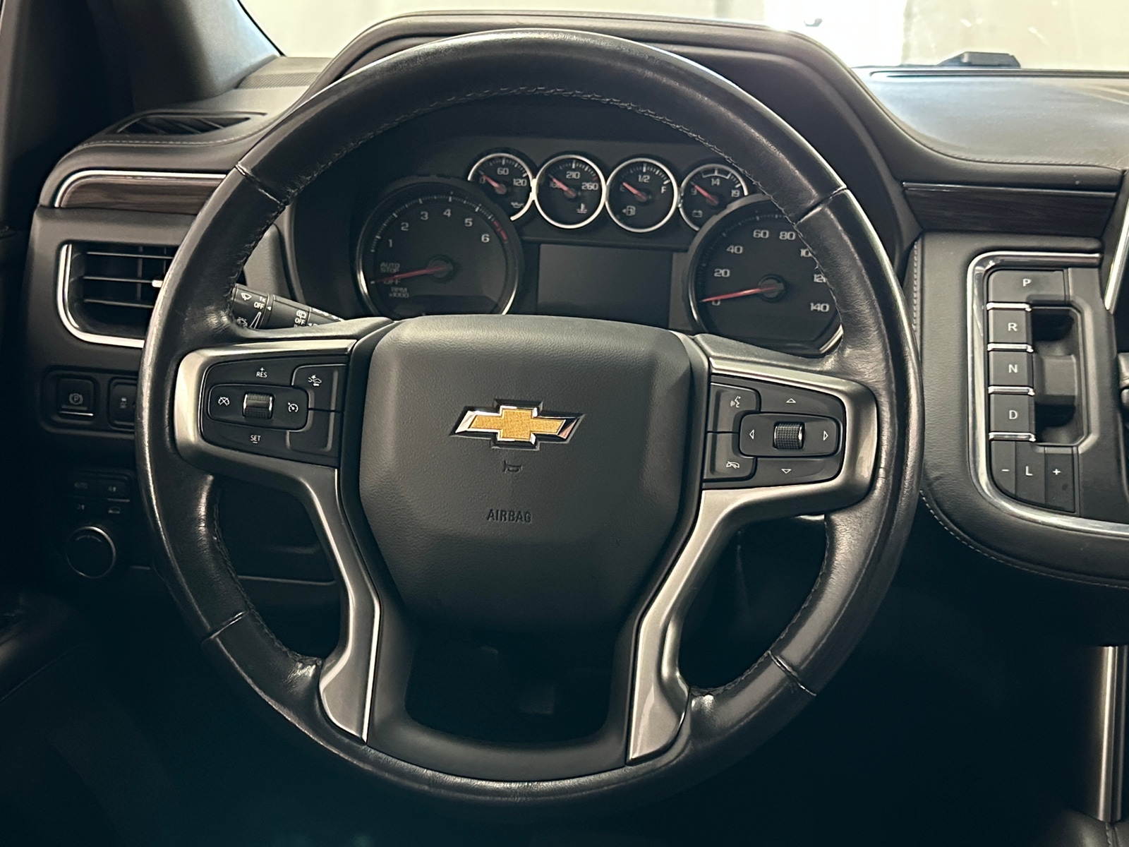Thumbnail: 2021 Chevrolet Suburban - 4