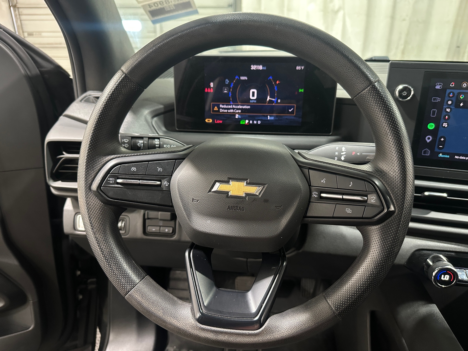 Thumbnail: 2024 Chevrolet Silverado EV - 5