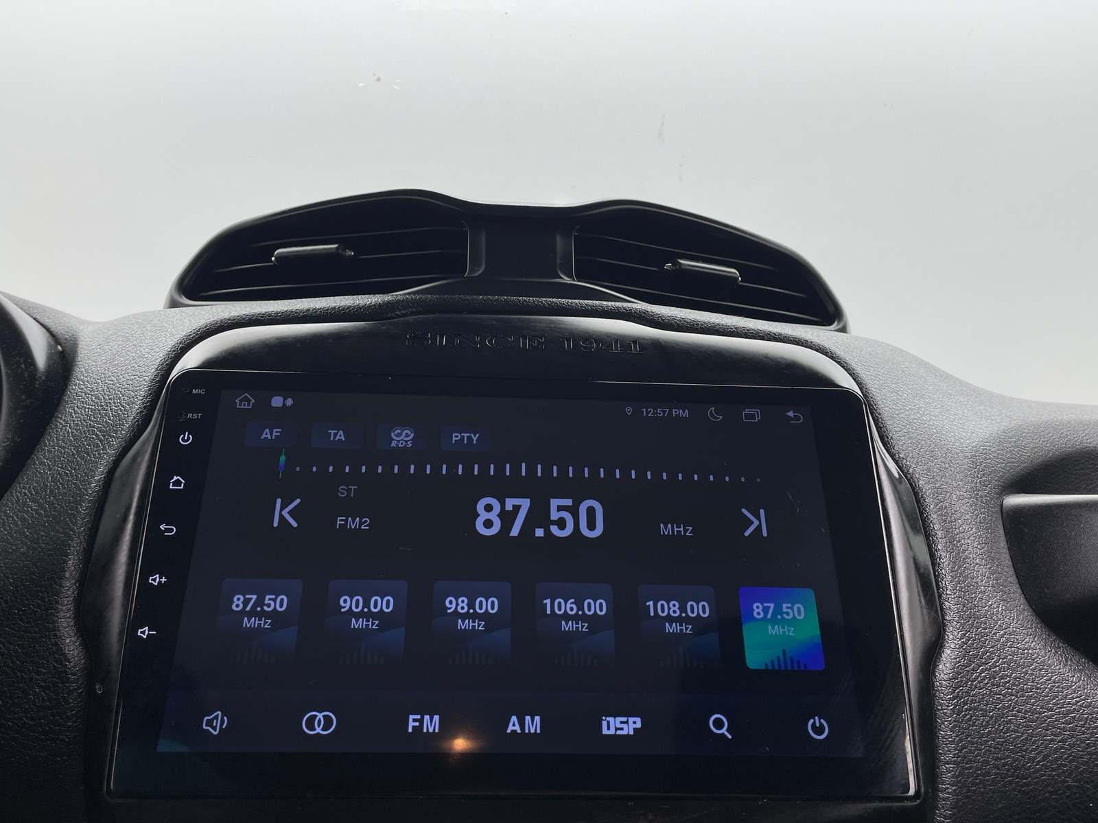 Thumbnail: 2020 Jeep Renegade - 4