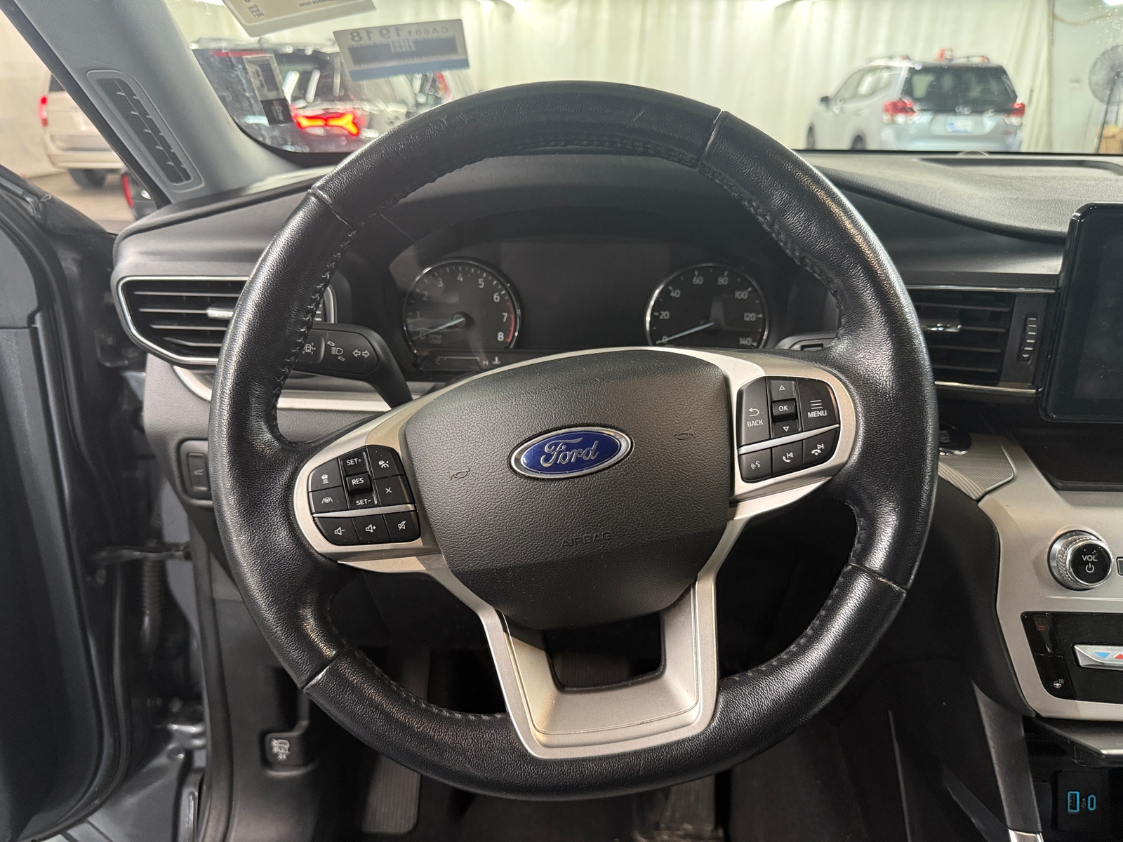 Thumbnail: 2021 Ford Explorer - 5