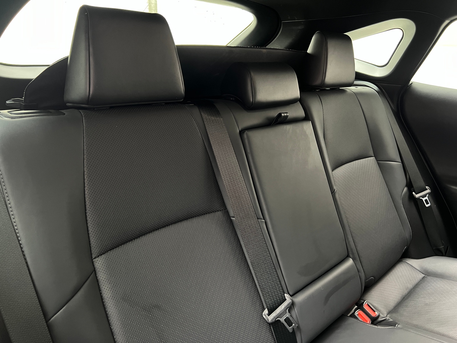 Thumbnail: 2021 Toyota Venza - 5