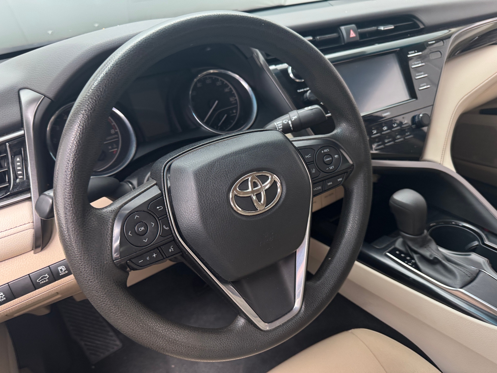 Thumbnail: 2020 Toyota Camry - 5