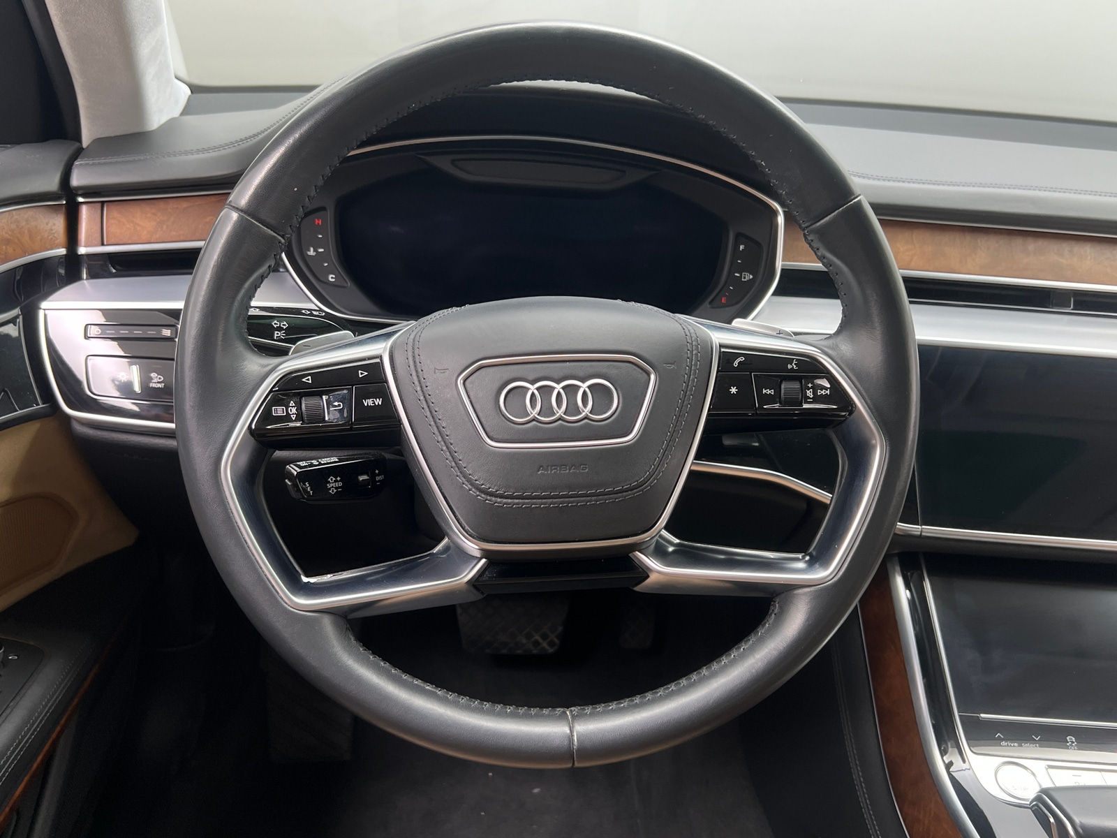 Thumbnail: 2019 Audi A8 - 4