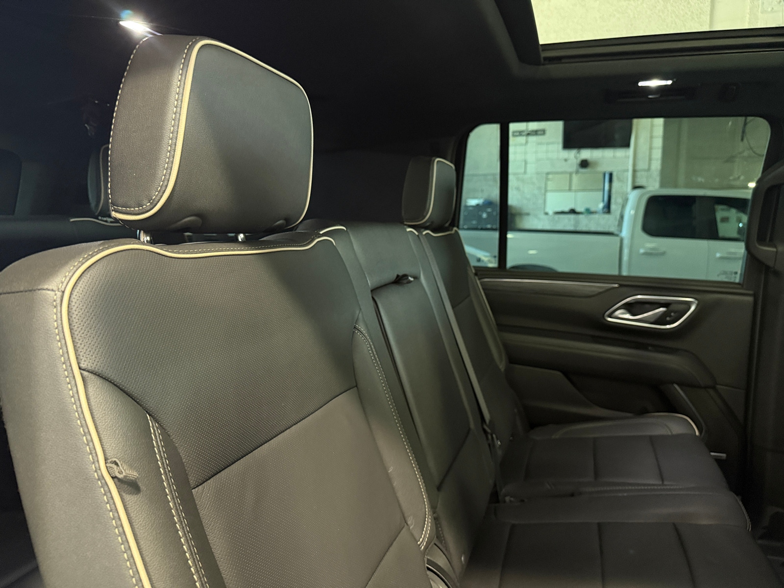 Thumbnail: 2024 GMC Yukon XL - 5