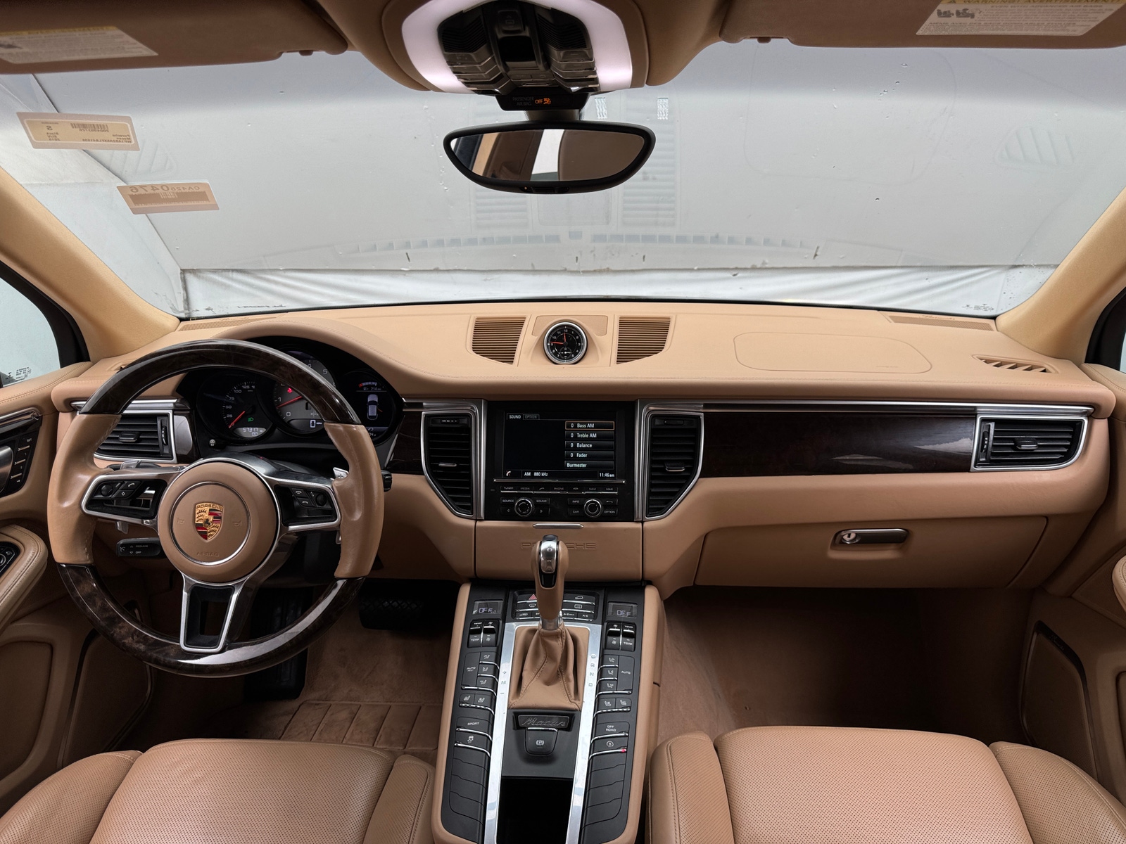 Thumbnail: 2015 Porsche Macan - 2