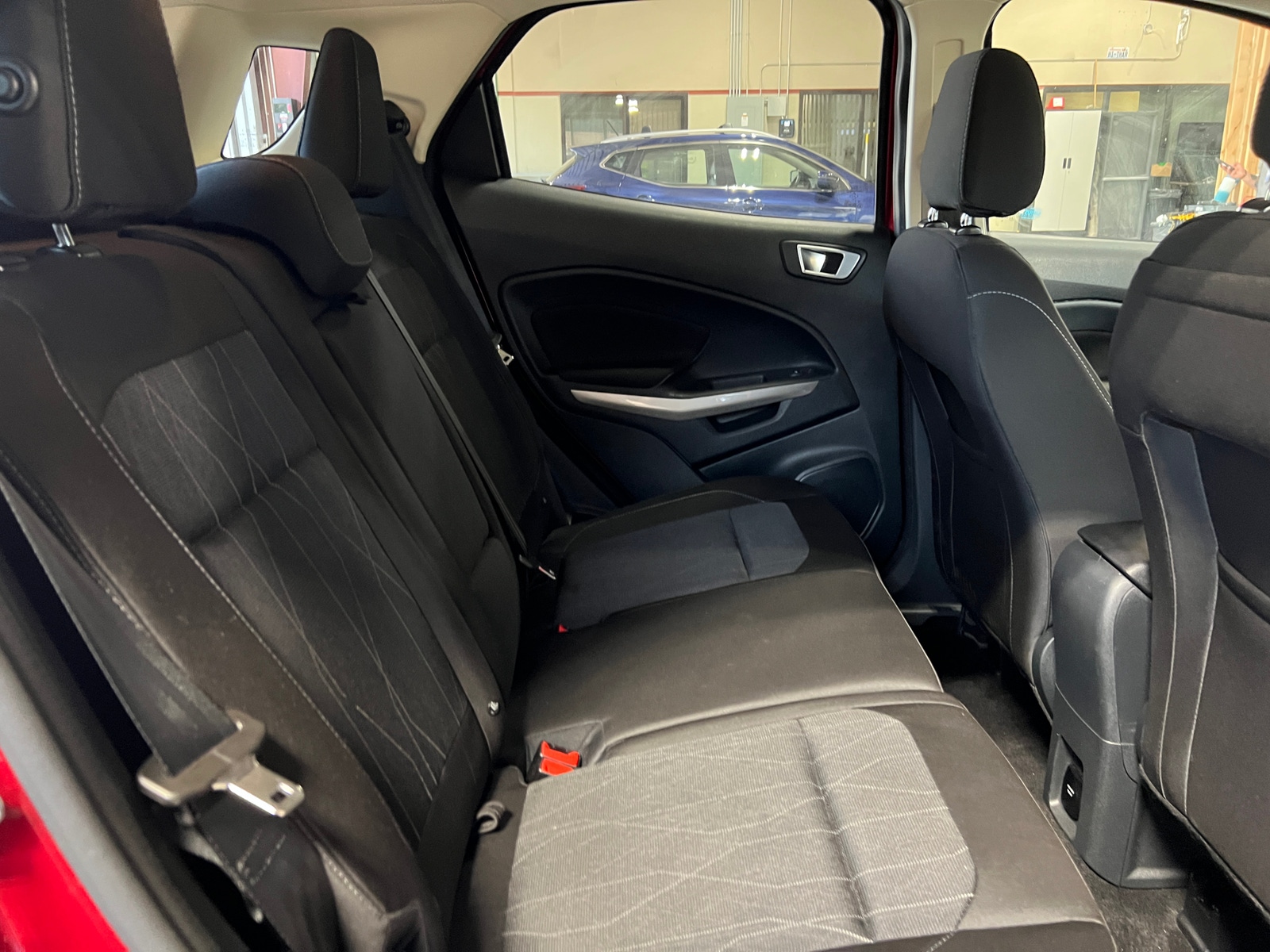 Thumbnail: 2018 Ford EcoSport - 6