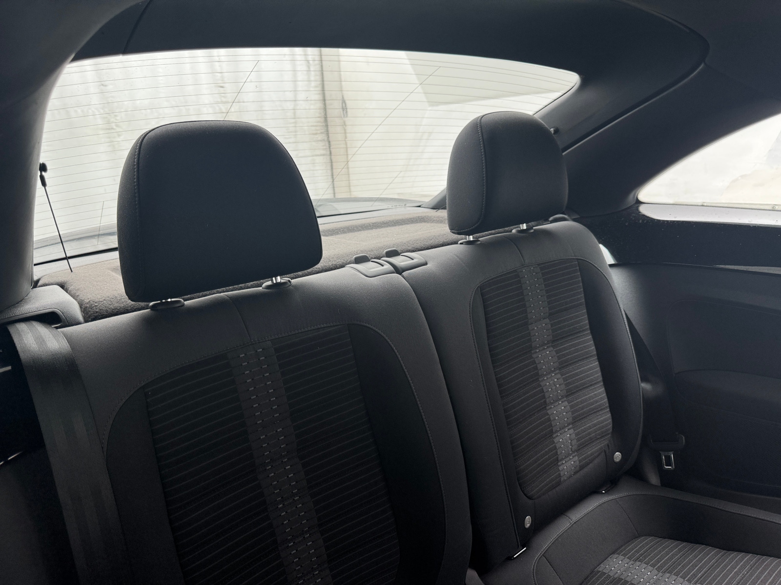 Thumbnail: 2012 Volkswagen Beetle - 6