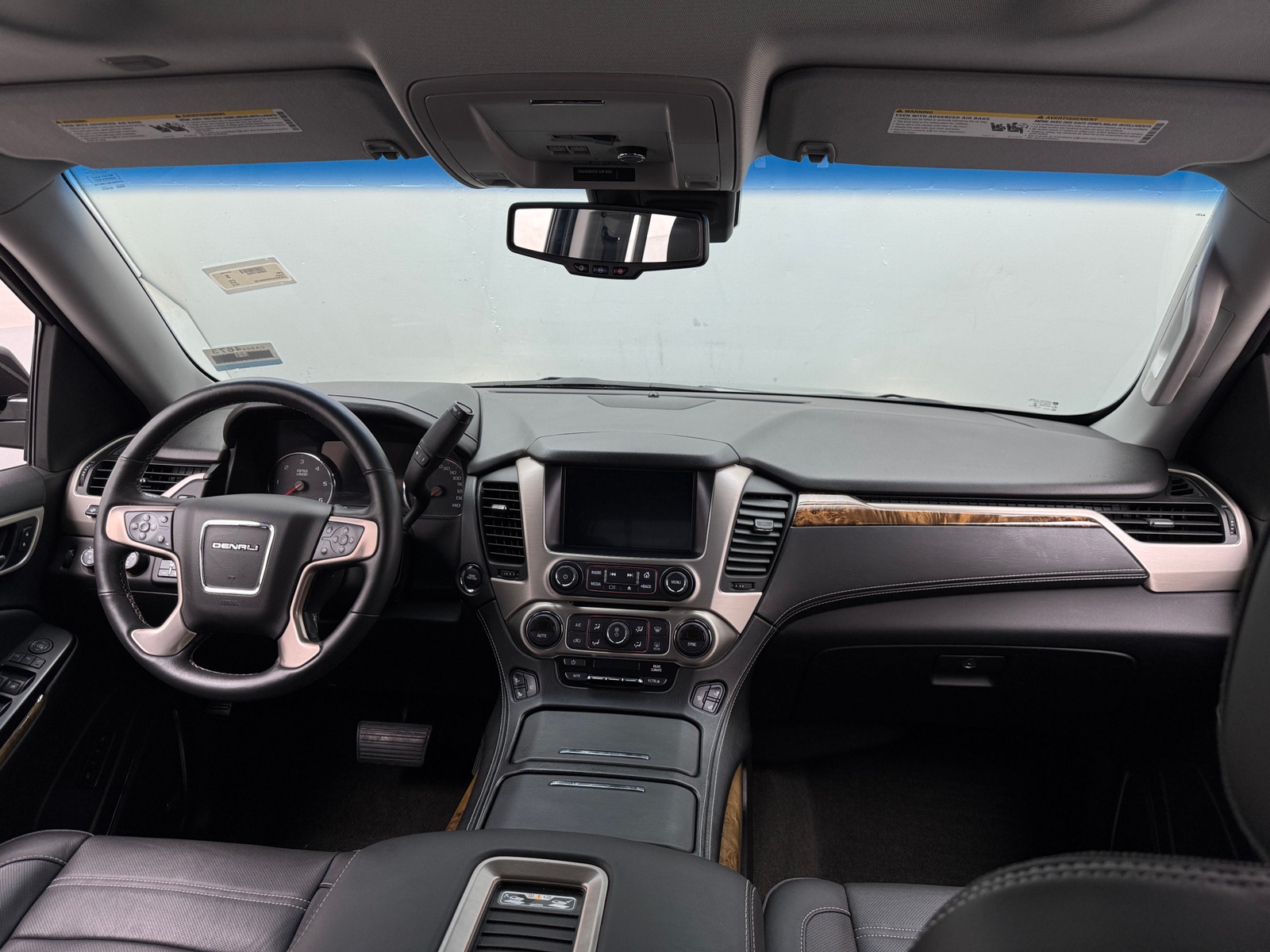 Thumbnail: 2016 GMC Yukon - 2