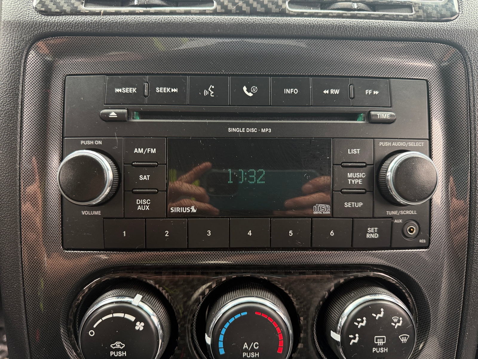 Thumbnail: 2010 Dodge Challenger - 3