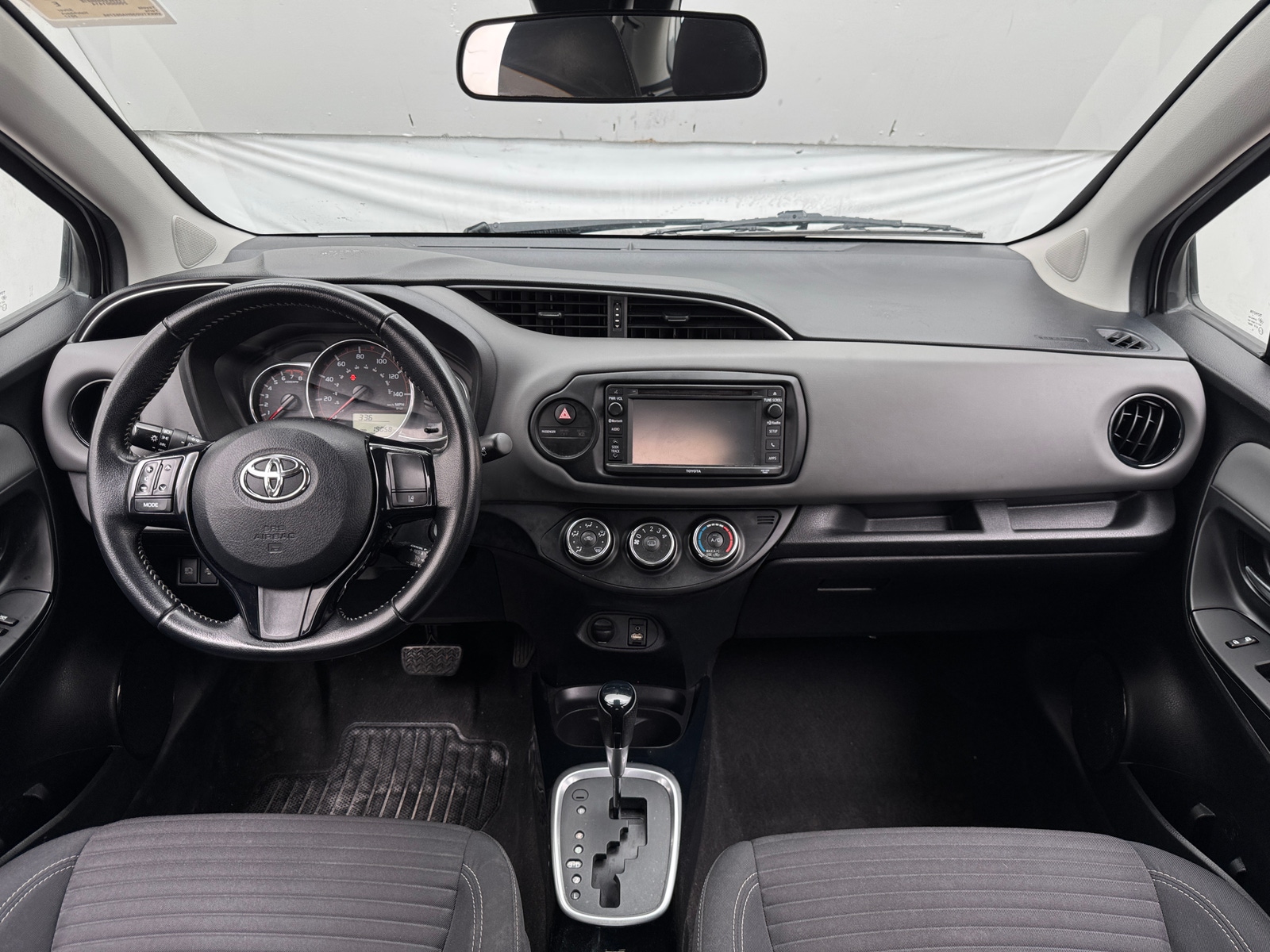 Thumbnail: 2017 Toyota Yaris - 3