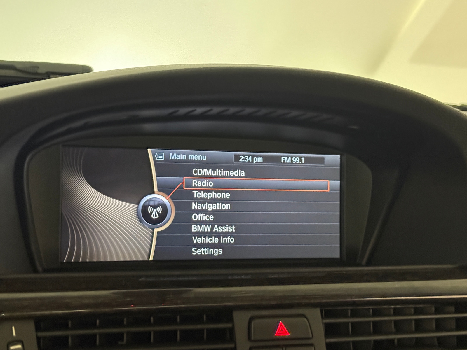 Thumbnail: 2011 BMW 3 Series - 2