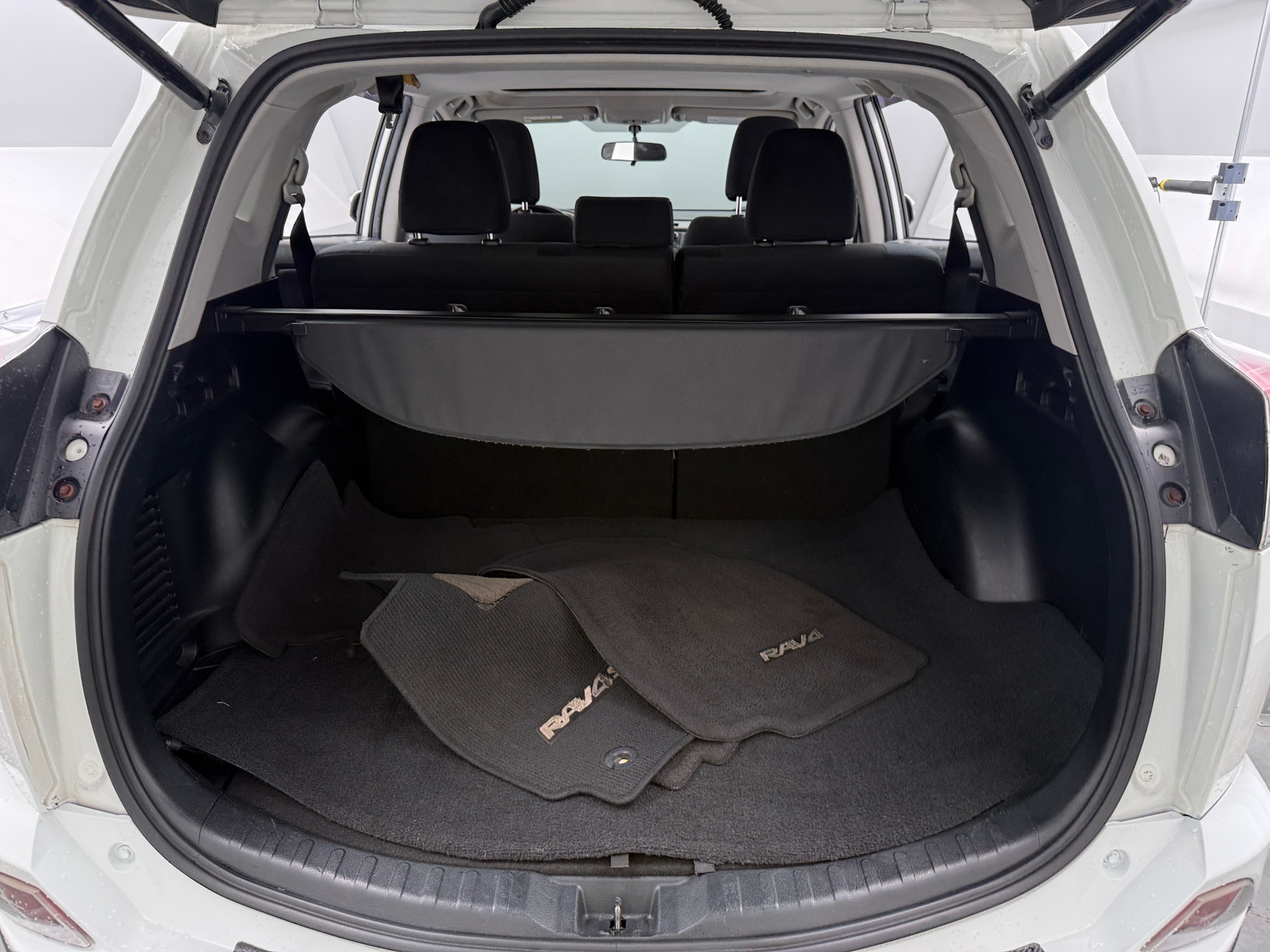 Thumbnail: 2016 Toyota RAV4 - 7