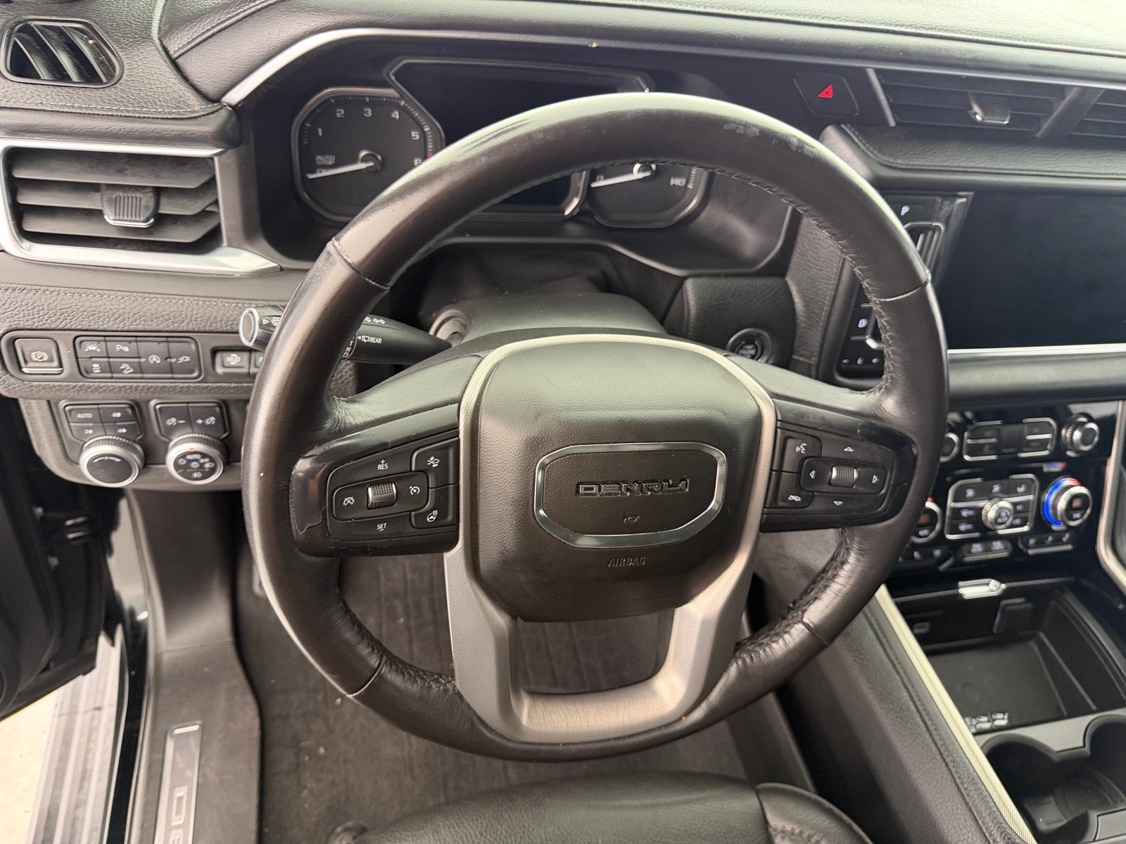 Thumbnail: 2021 GMC Yukon - 4