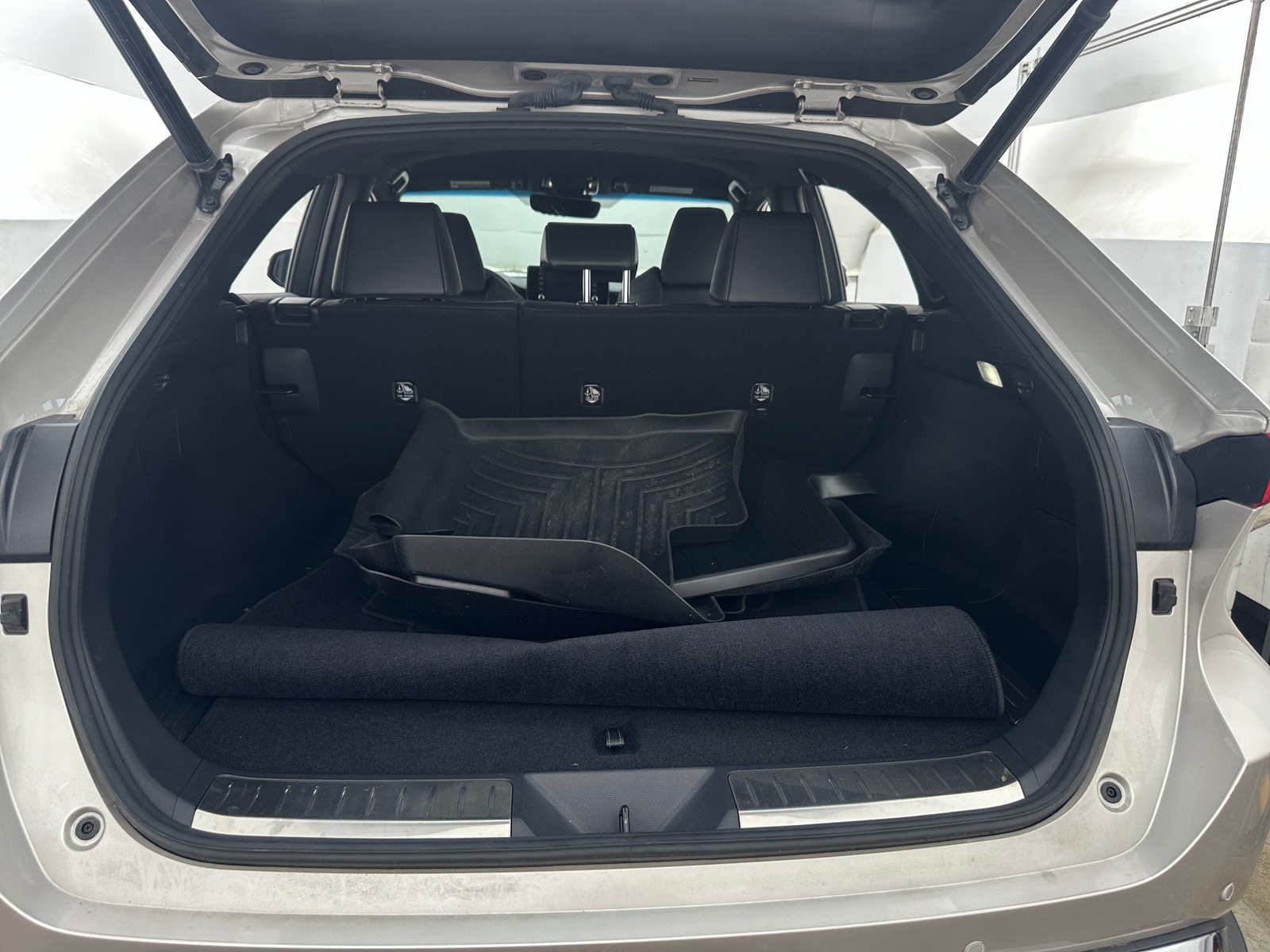 Thumbnail: 2021 Toyota Venza - 7