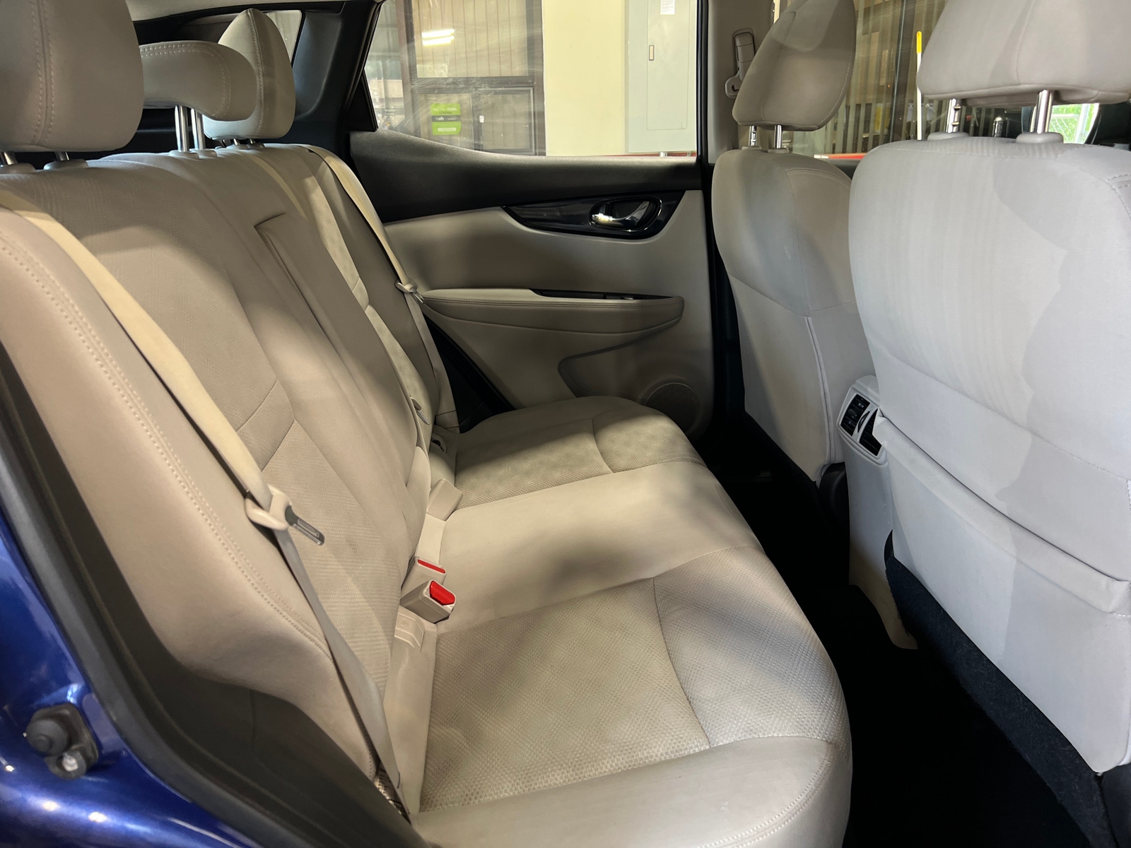 Thumbnail: 2018 Nissan Rogue Sport - 6