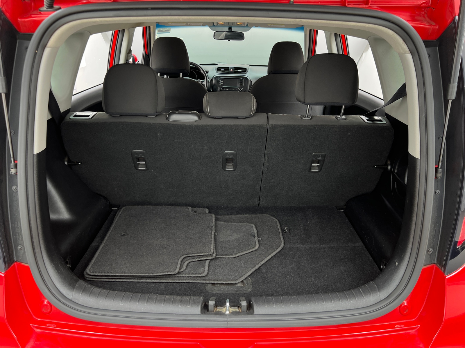 Thumbnail: 2019 Kia Soul - 7